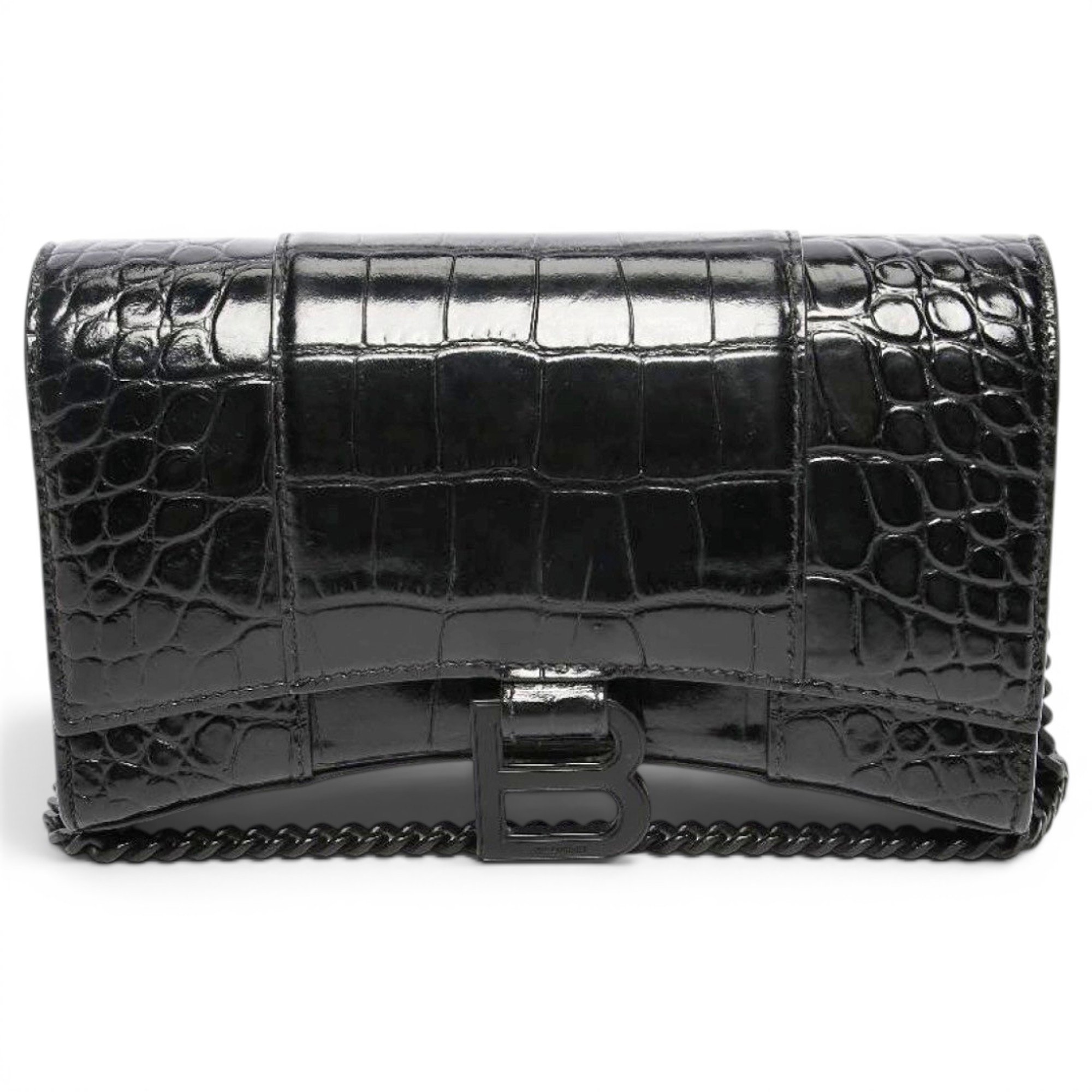 Wallet On Chain B patent leather handbag