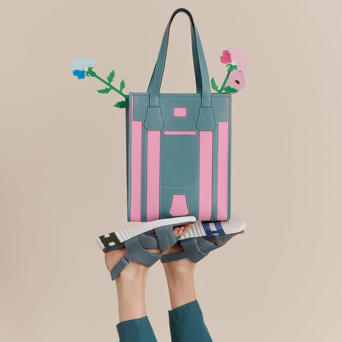 Cold Colors Bell Tote Bag