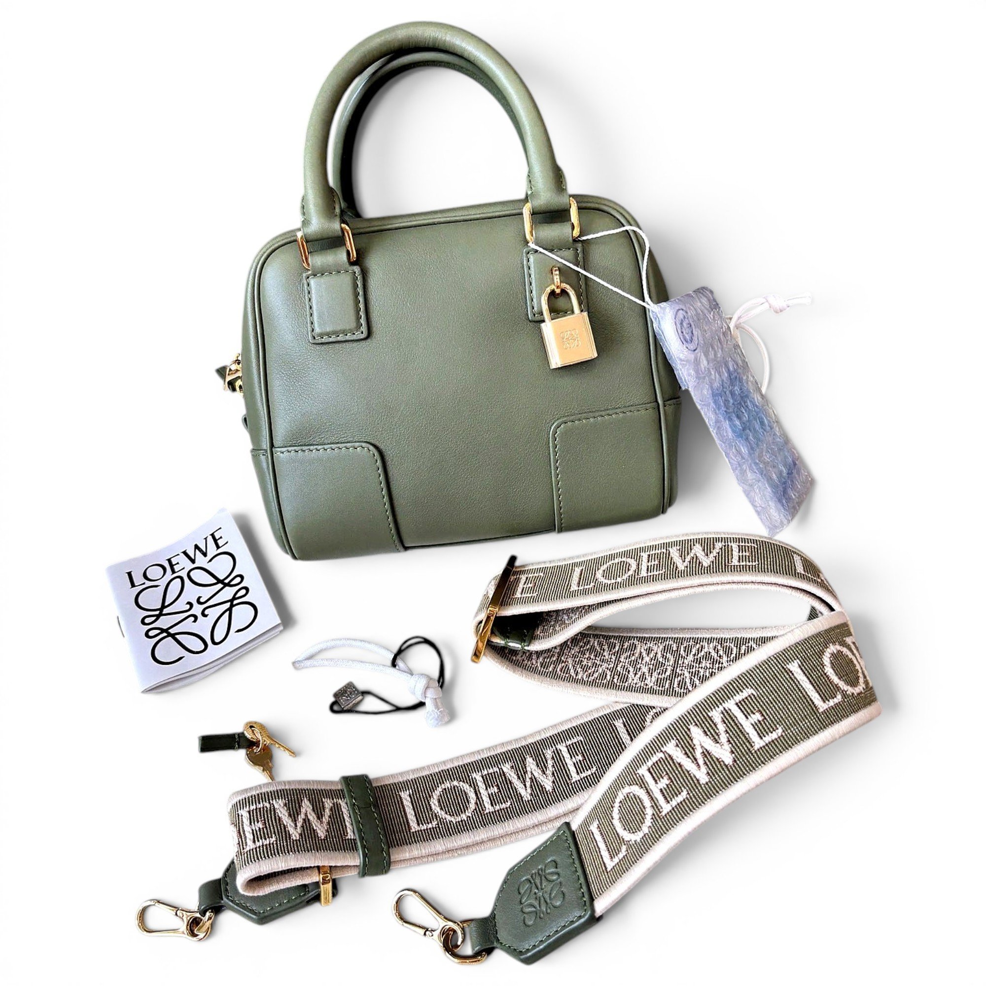 Amazona leather handbag