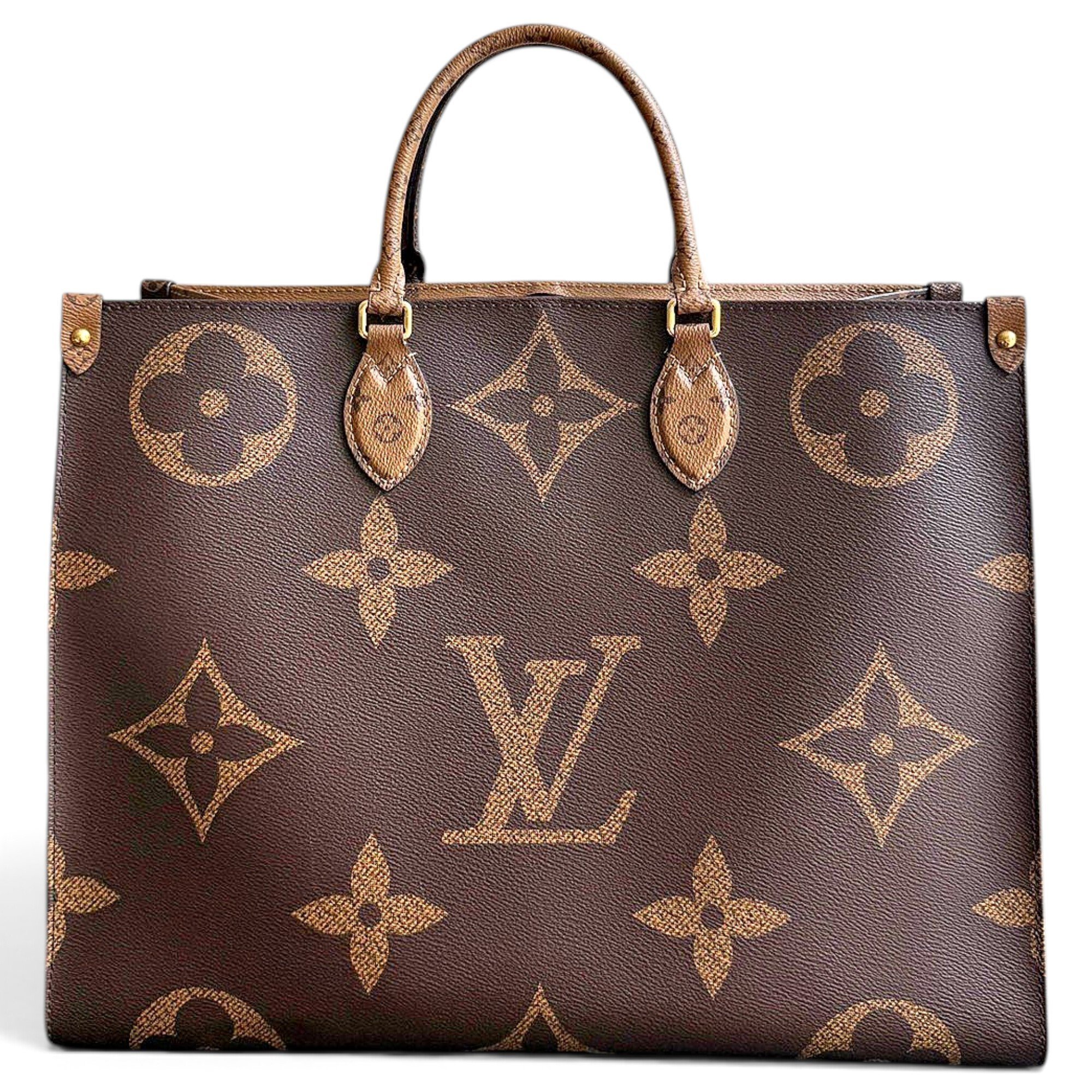 Onthego leather handbag