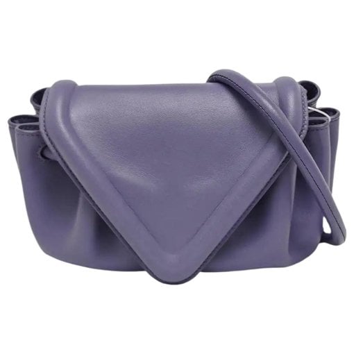 Beak crossbody bag