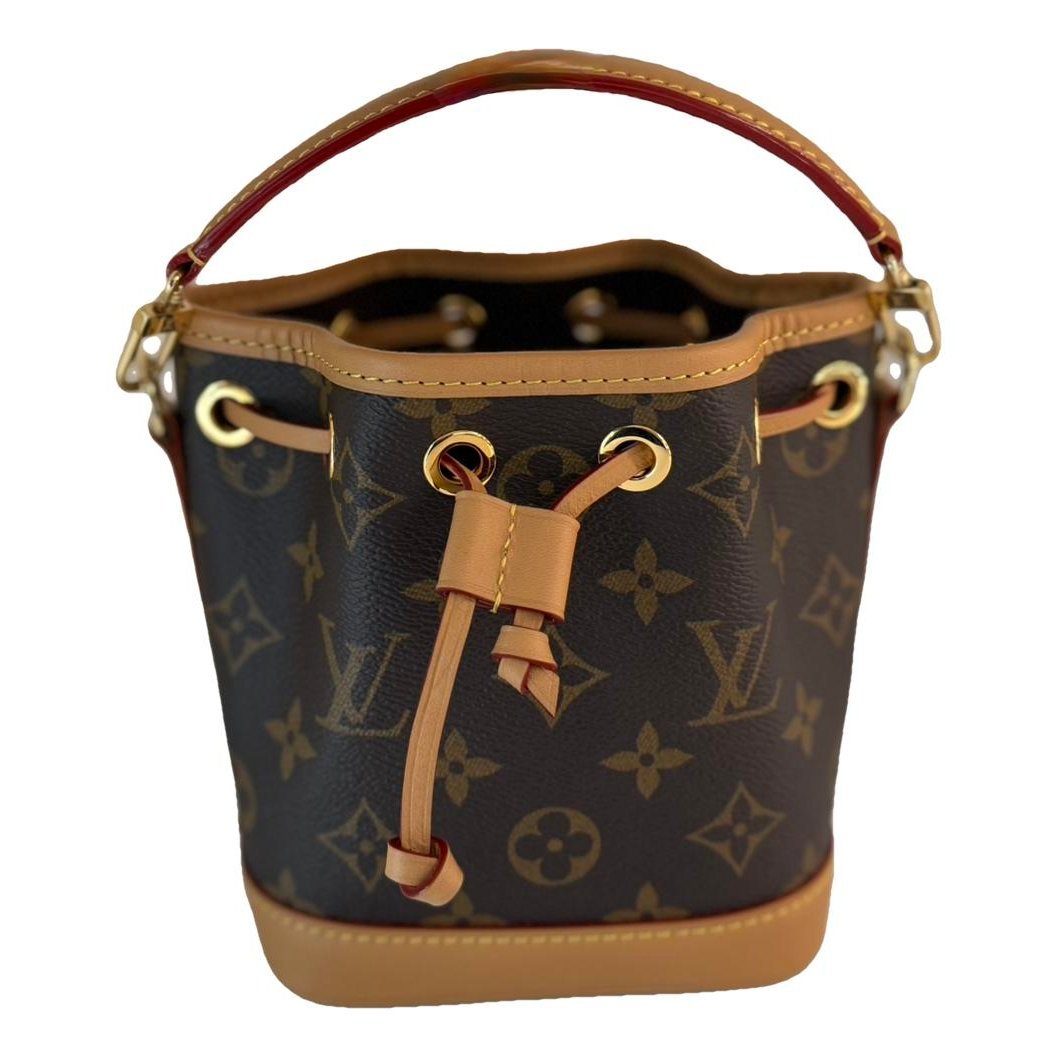 Nano Noé leather handbag