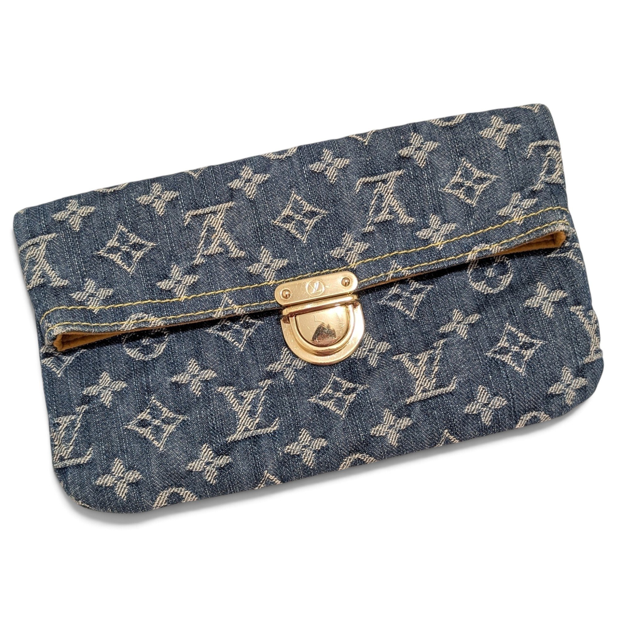 Pratt clutch bag