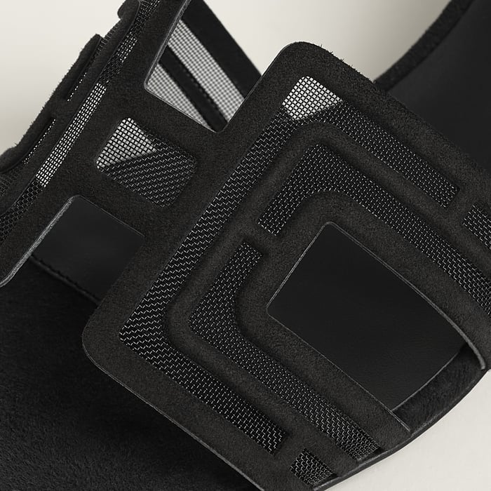 Noir Oasis Sandal