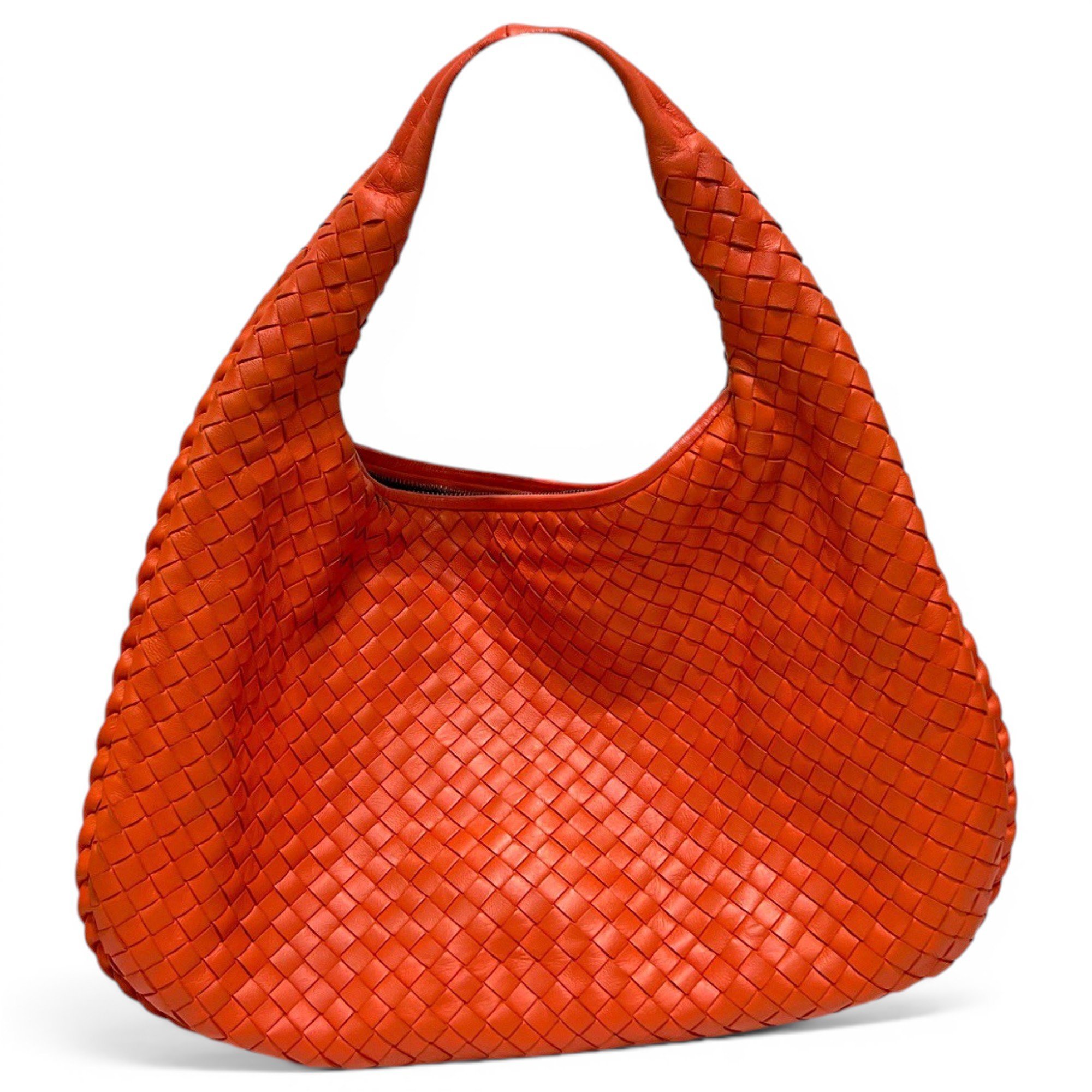 Veneta leather handbag