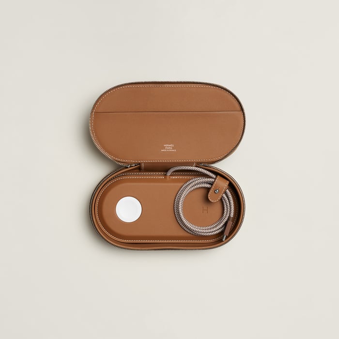 Paddock Duo Charger and Petit Paddock Case