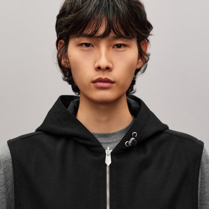 Noir Reversible Hooded Vest