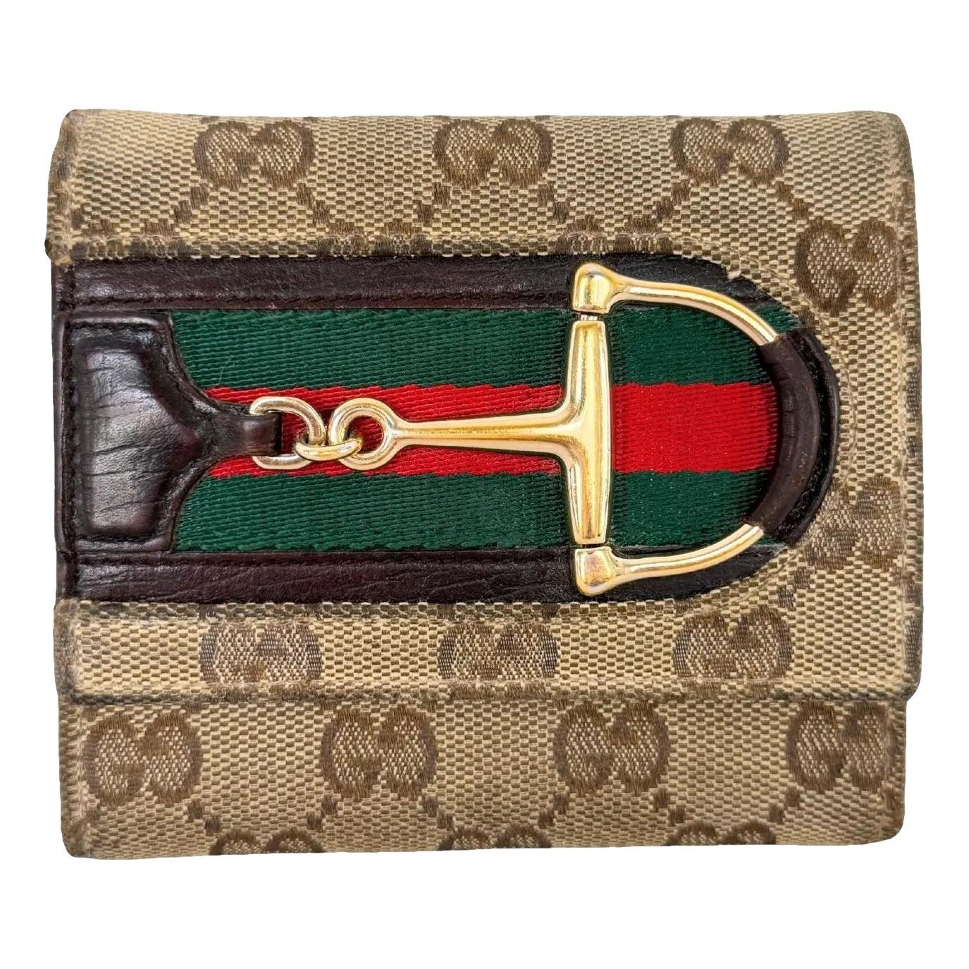 Cloth satchel