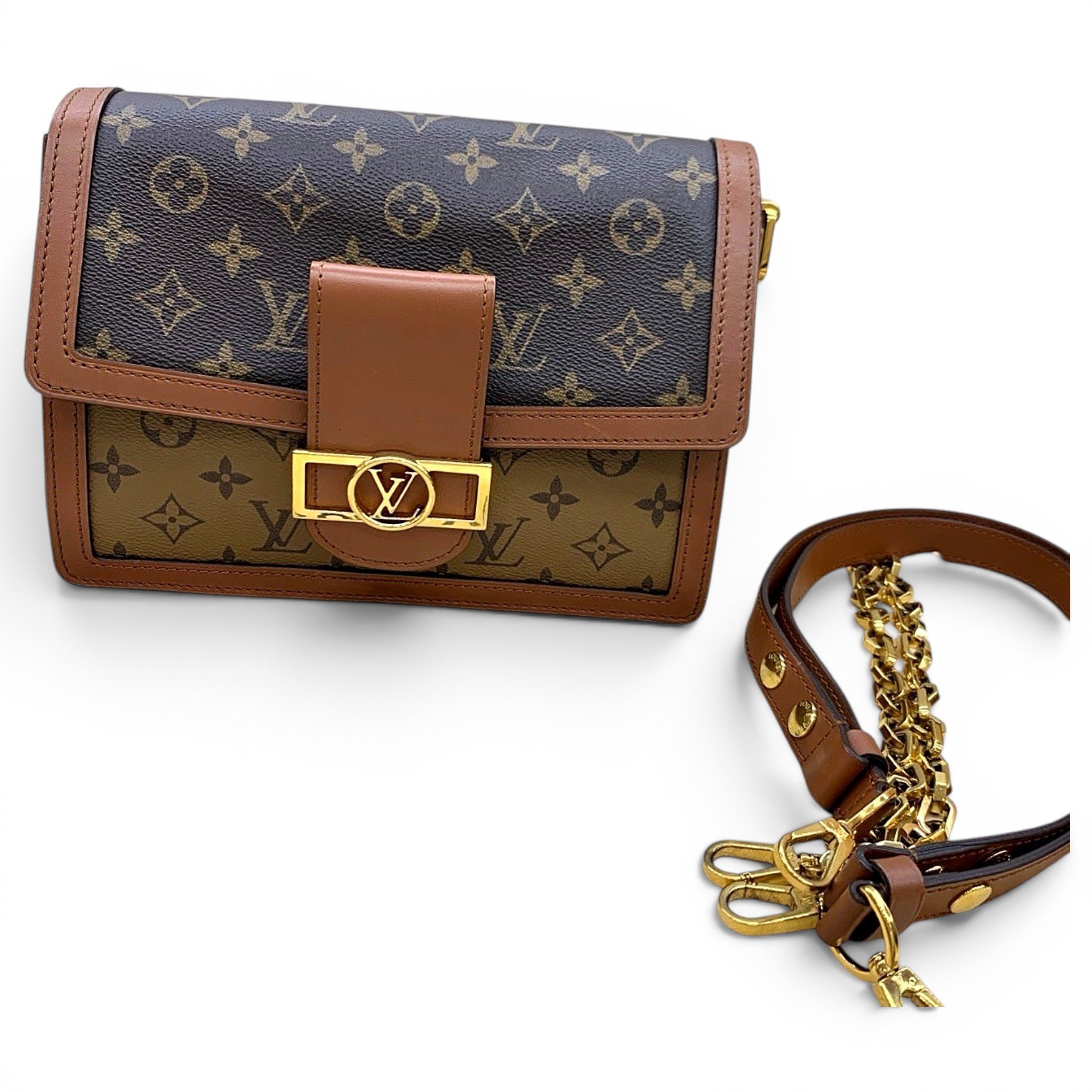 Dauphine leather handbag