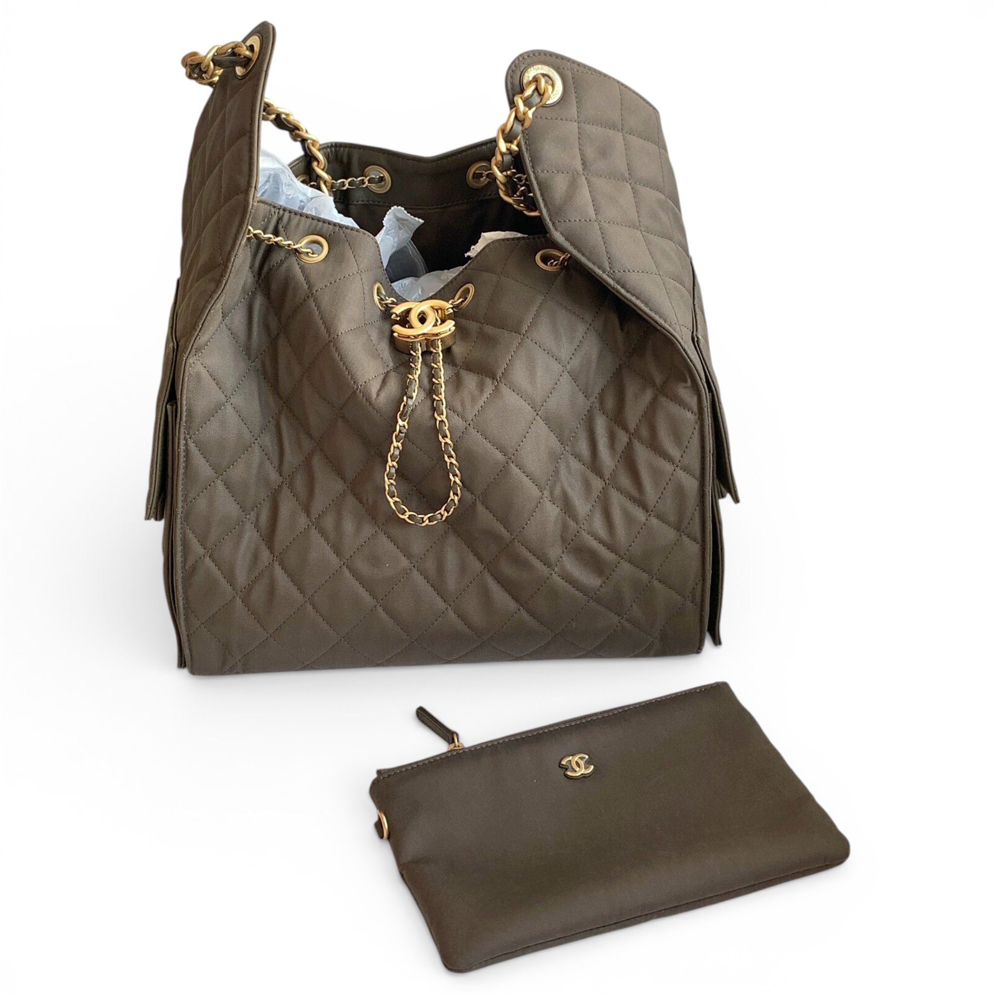 Chanel 25 cloth handbag