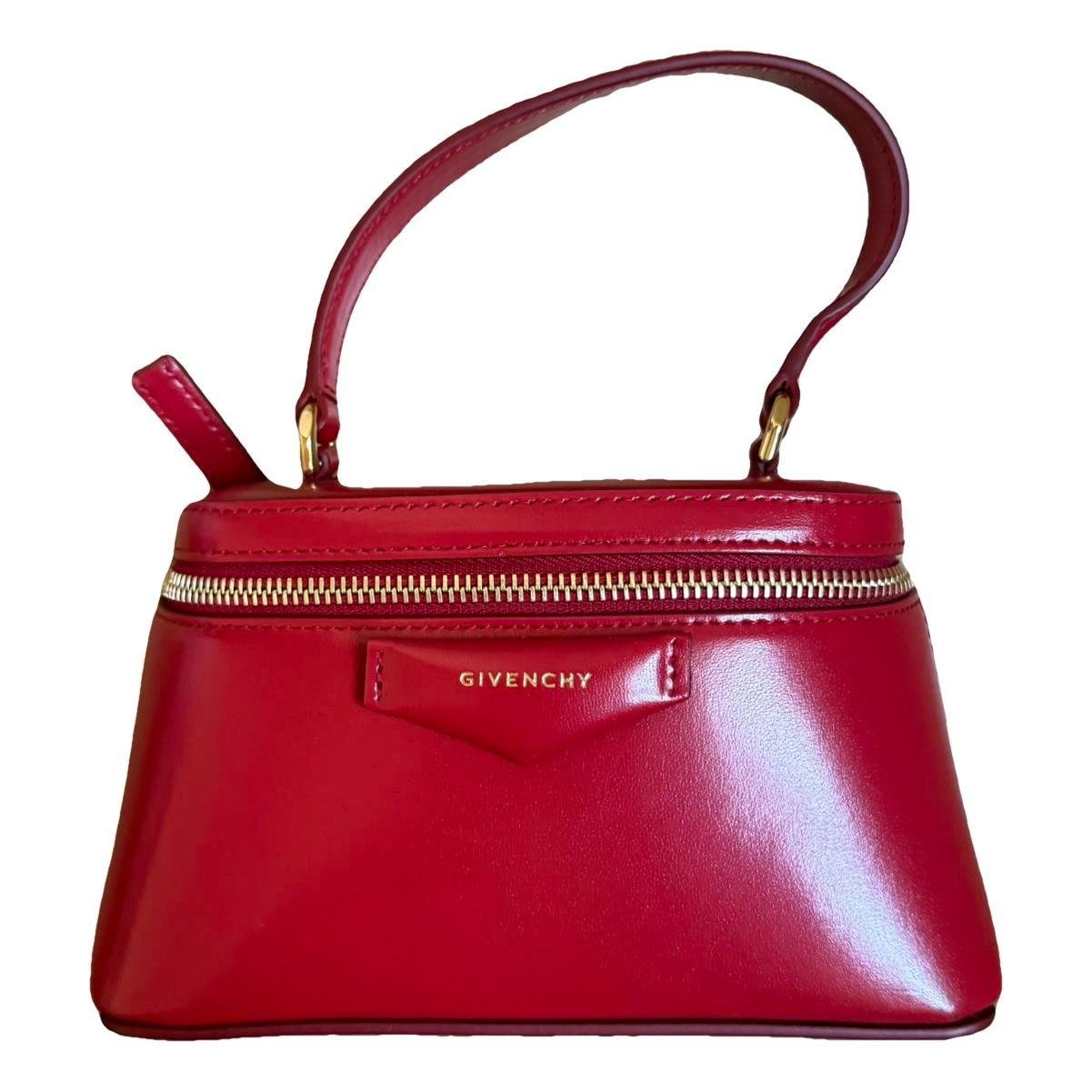 Antigona leather handbag