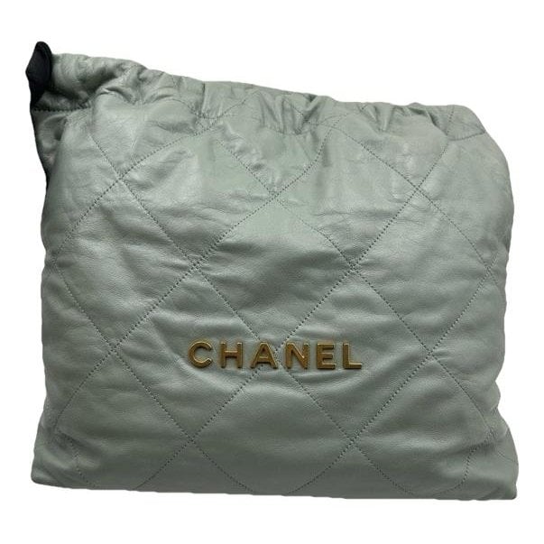 Chanel 22 leather handbag