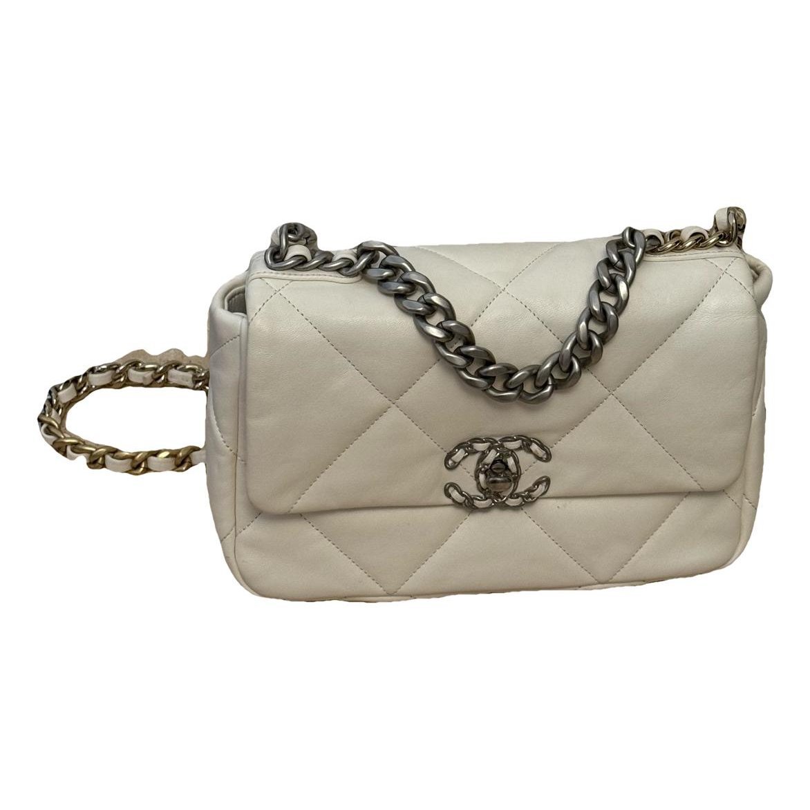 Chanel 19 leather handbag
