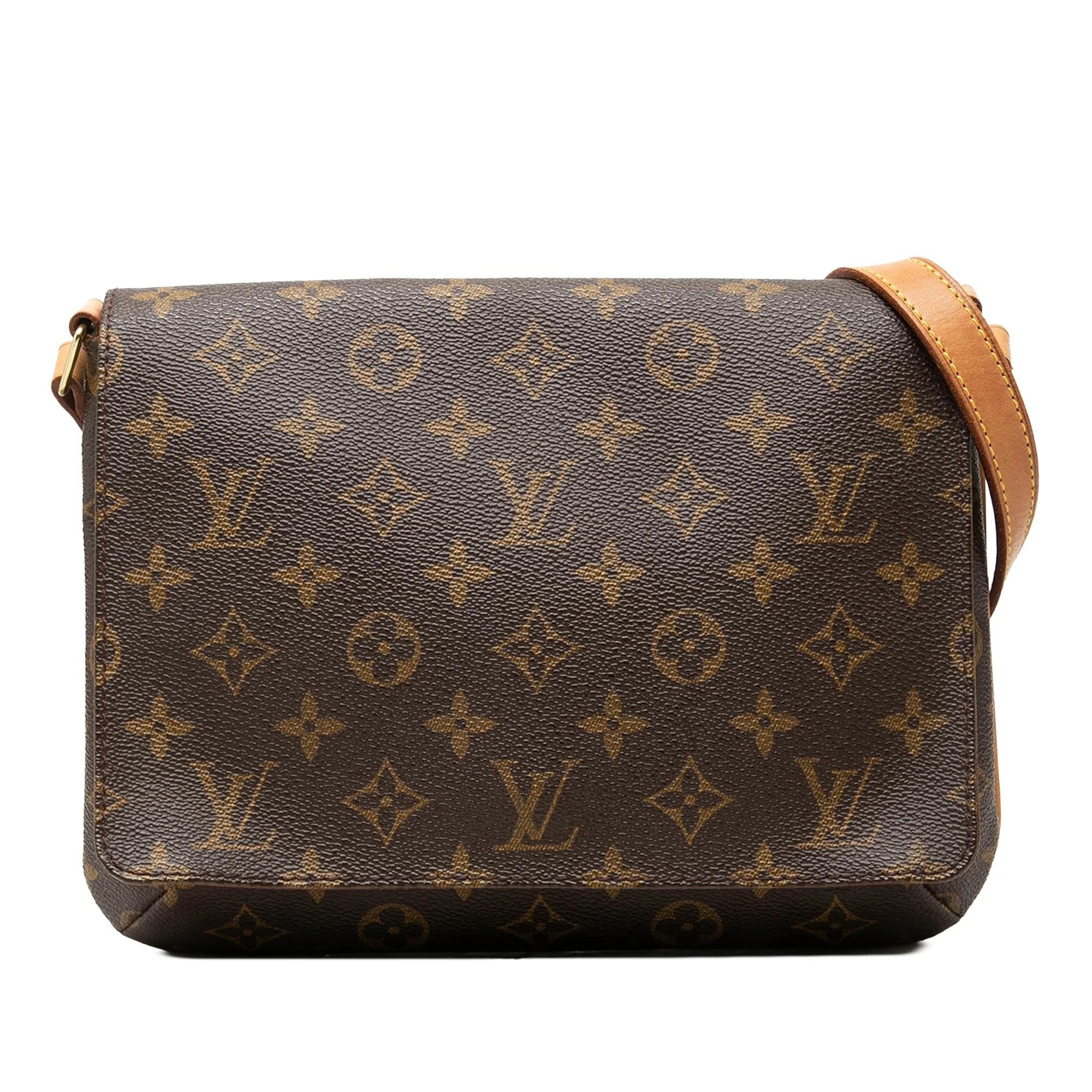 Musette leather handbag