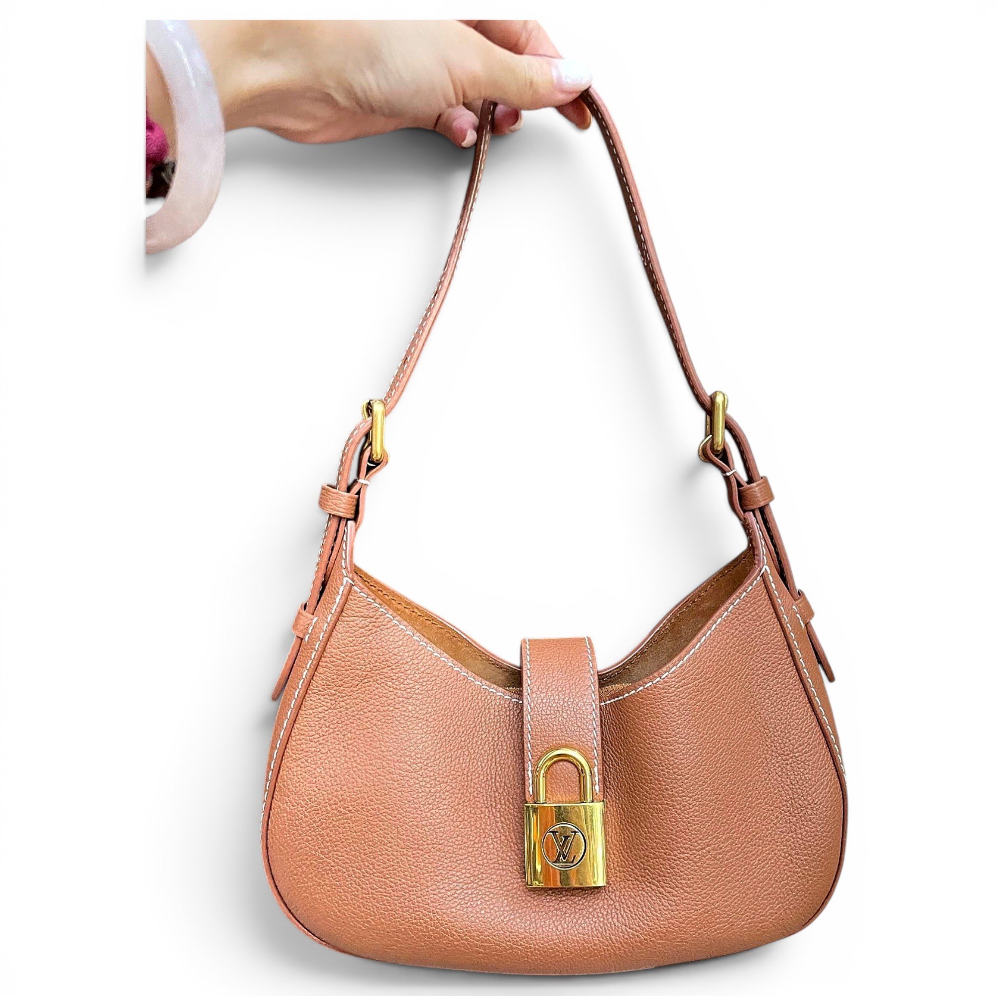 Leather handbag