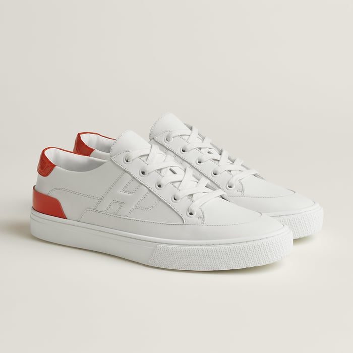 Deep sneaker