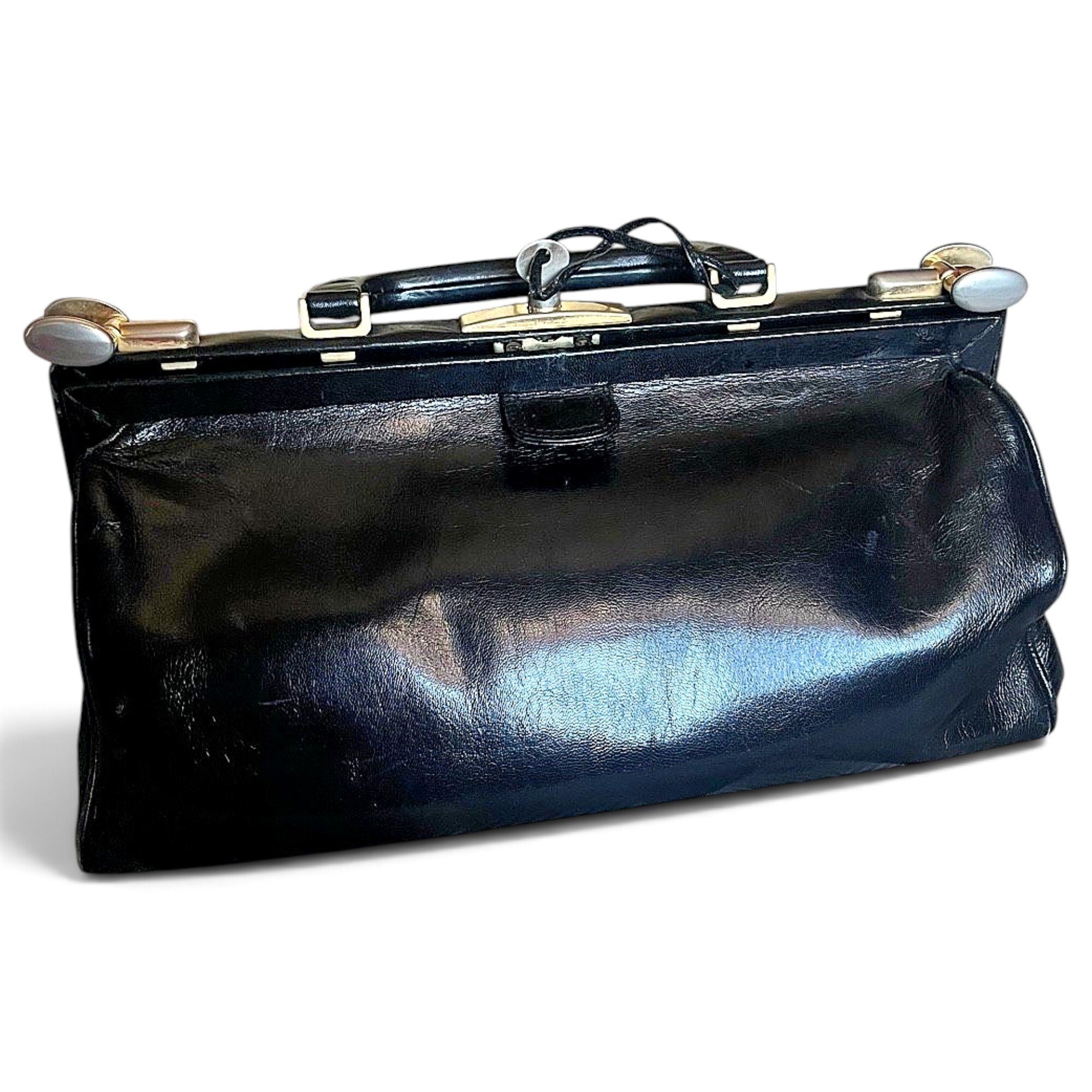 Leather bowling bag
