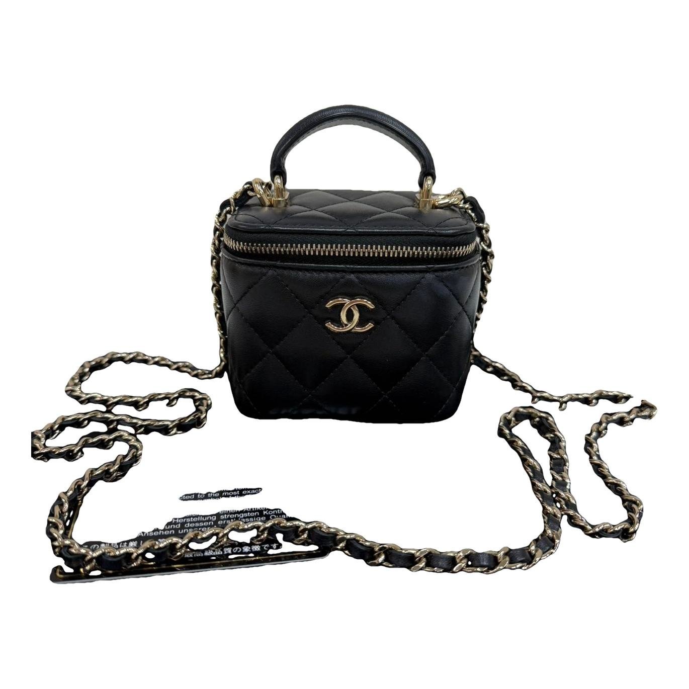 Trendy CC Vanity leather crossbody bag