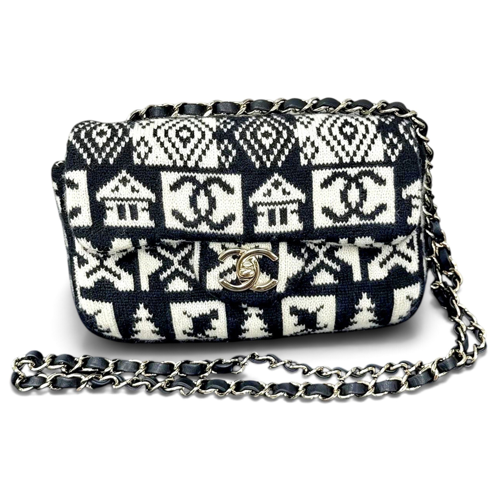 Cloth handbag