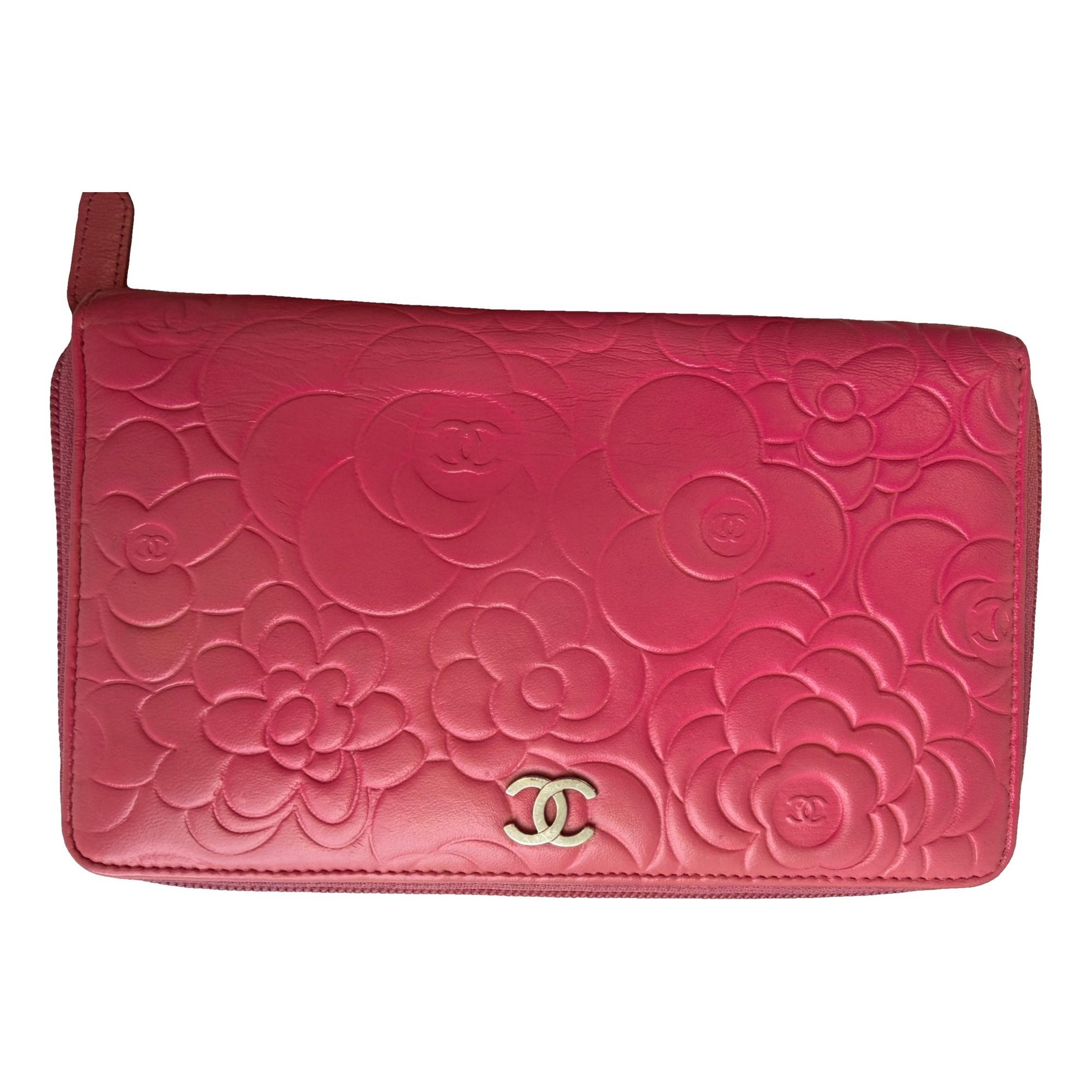 Wallet On Chain Timeless/Classique leather crossbody bag