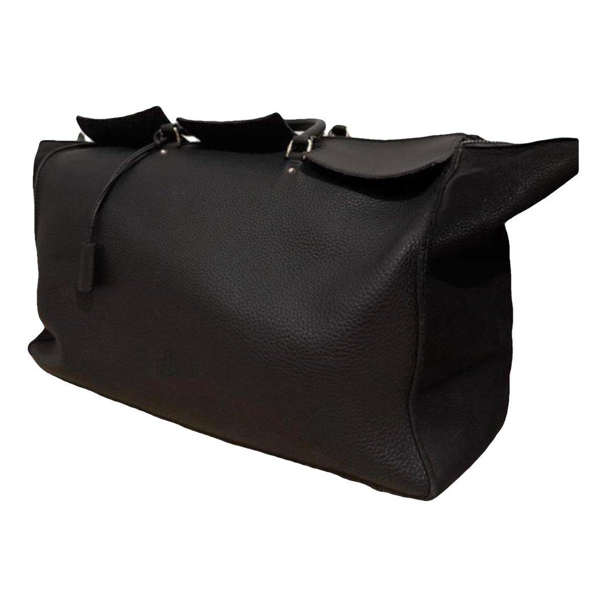 Leather travel bag