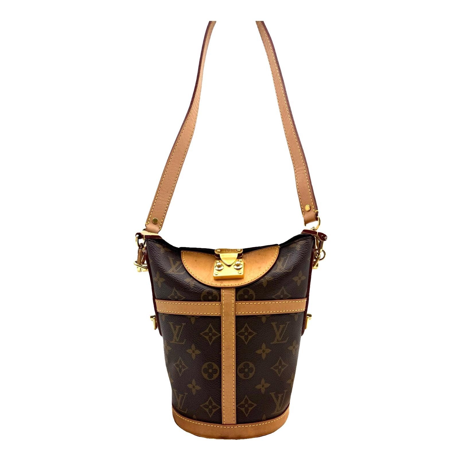 Duffle leather handbag