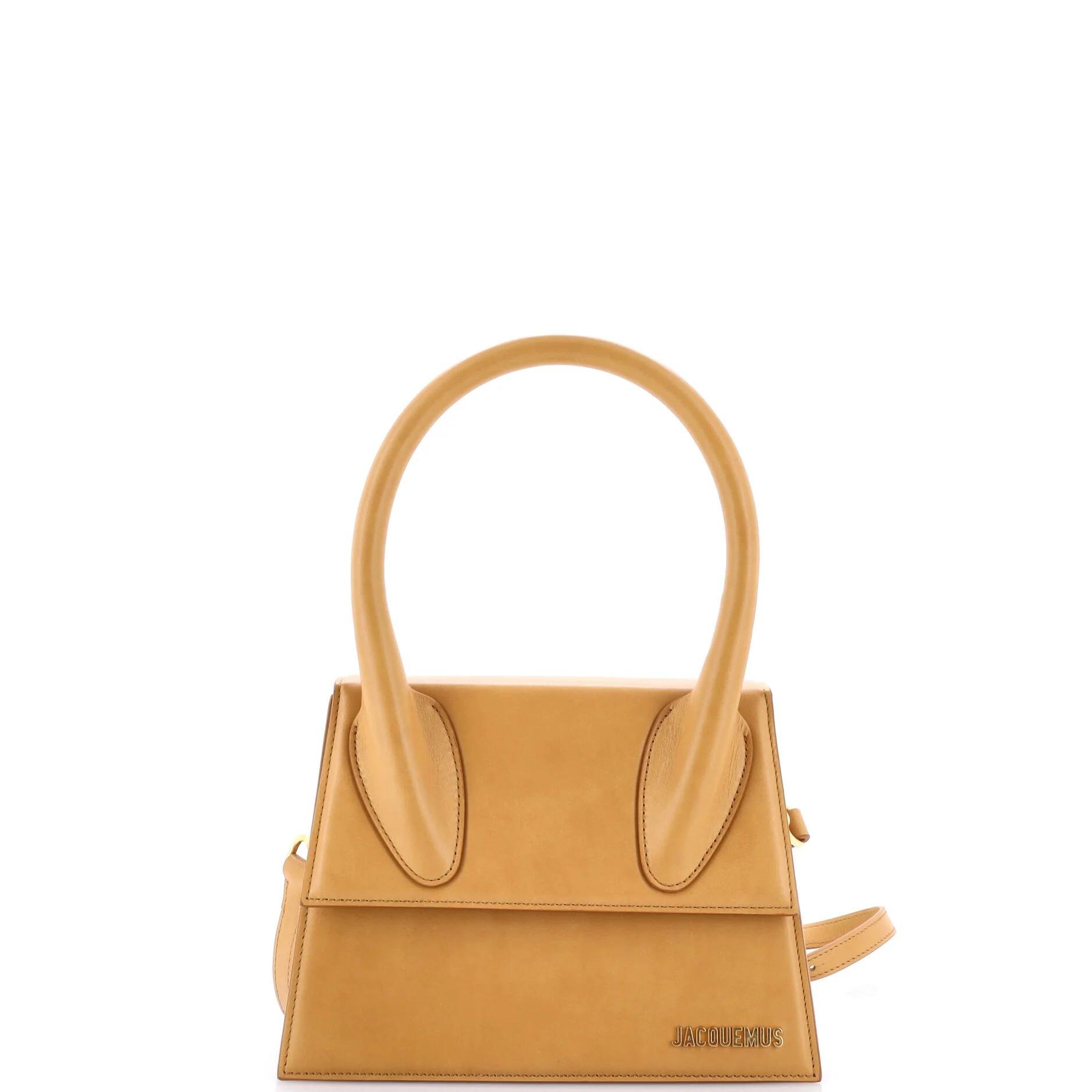 Le Grand Chiquito leather handbag