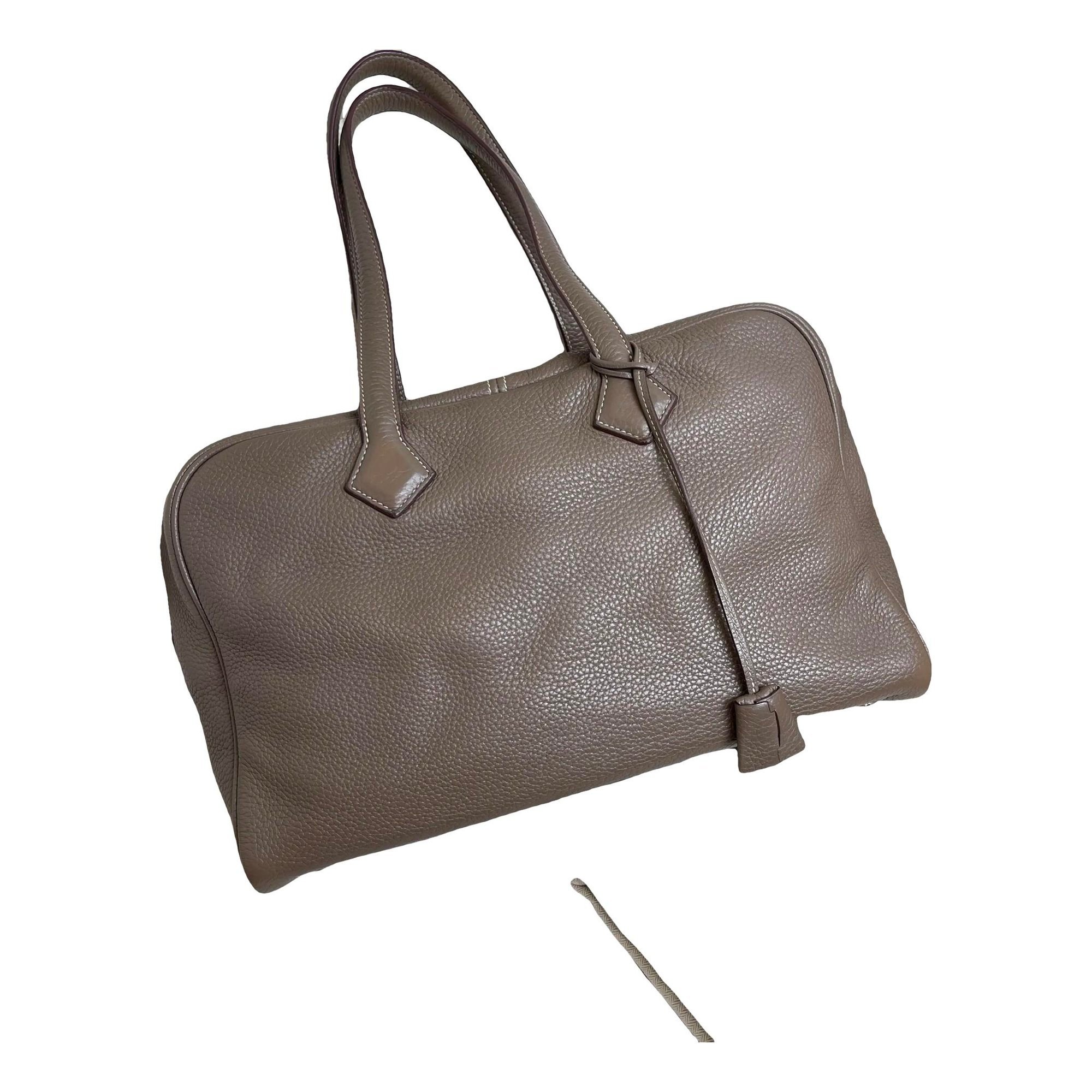 Victoria leather handbag