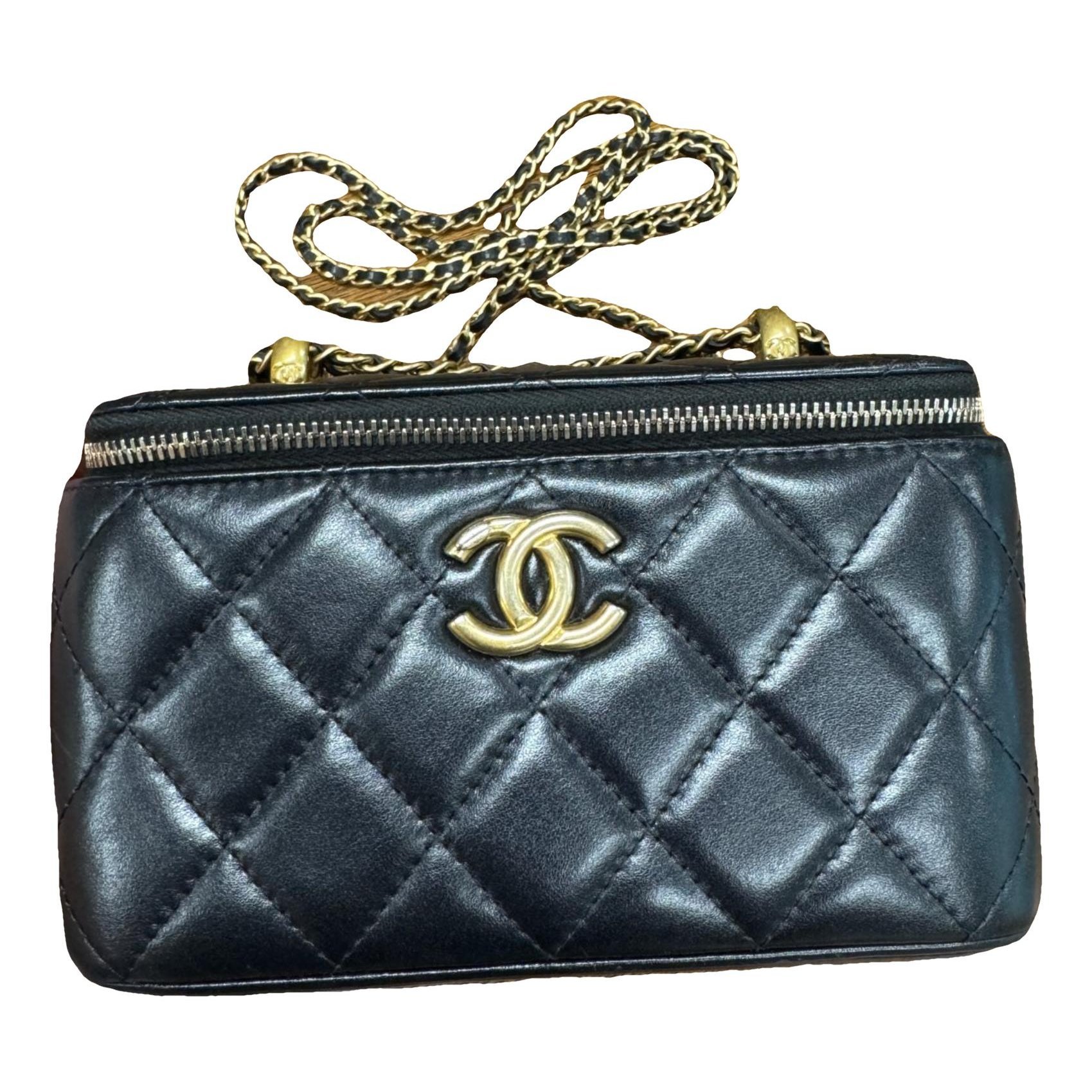 Trendy CC Vanity leather handbag
