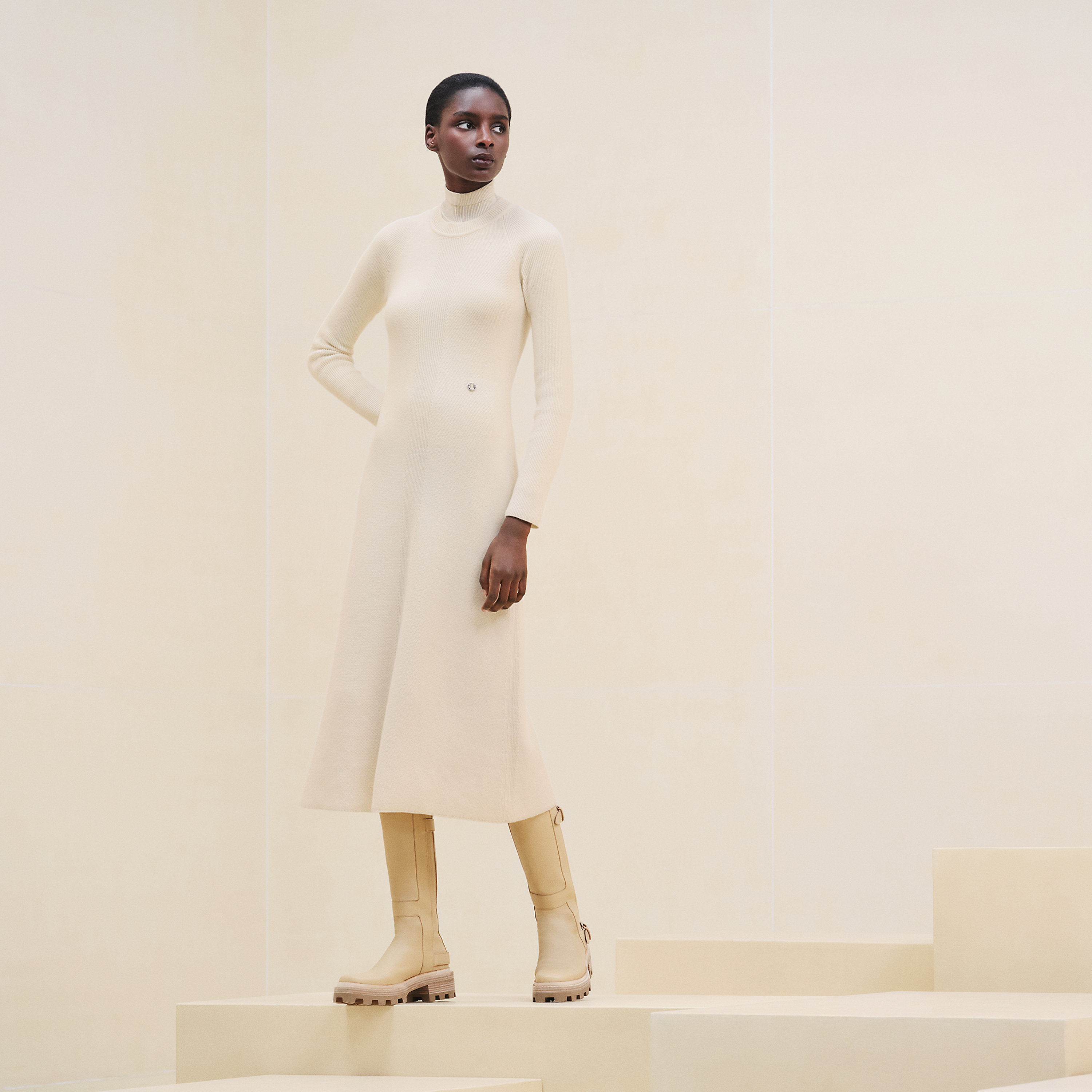 Adjusted long cashmere dress