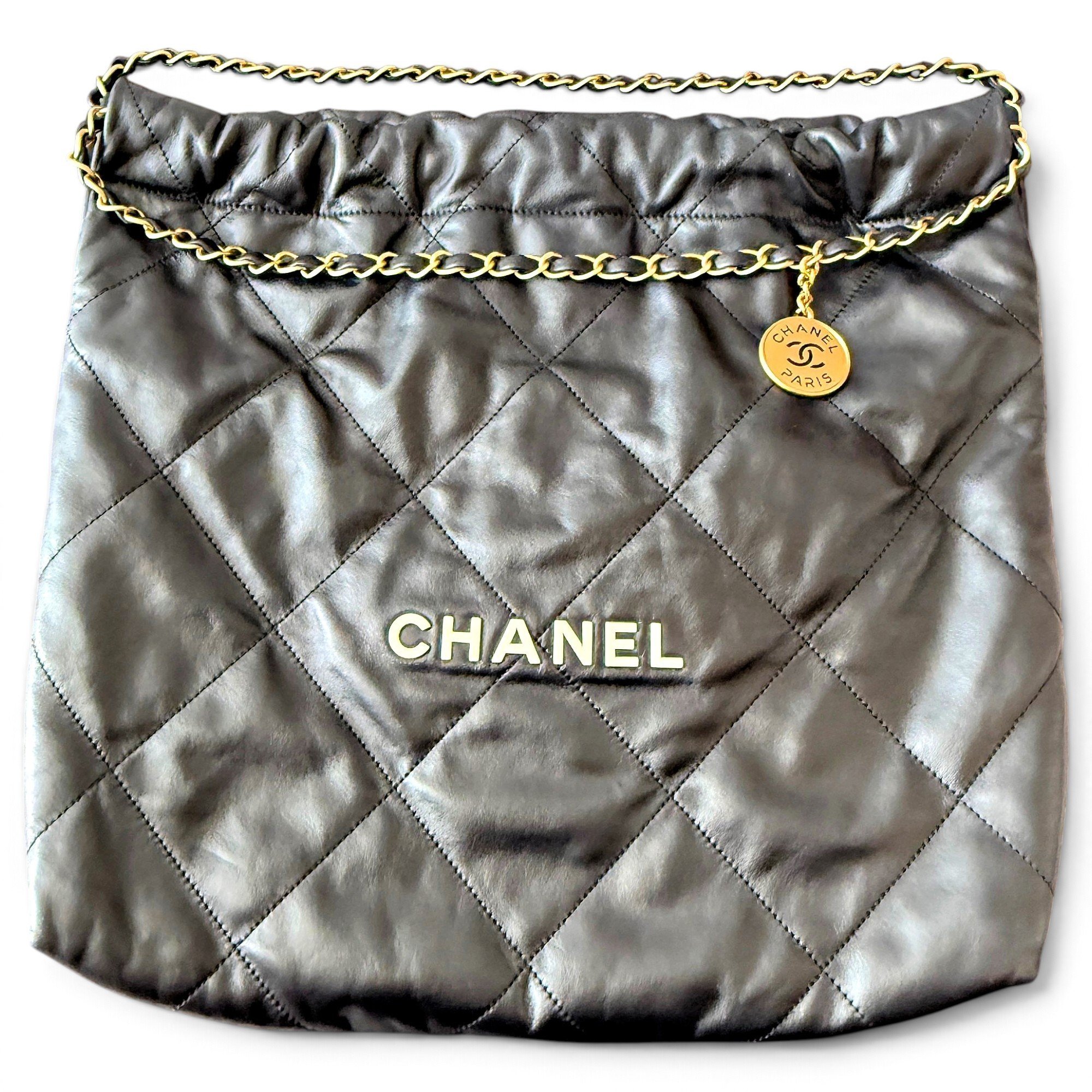 Chanel 22 leather handbag