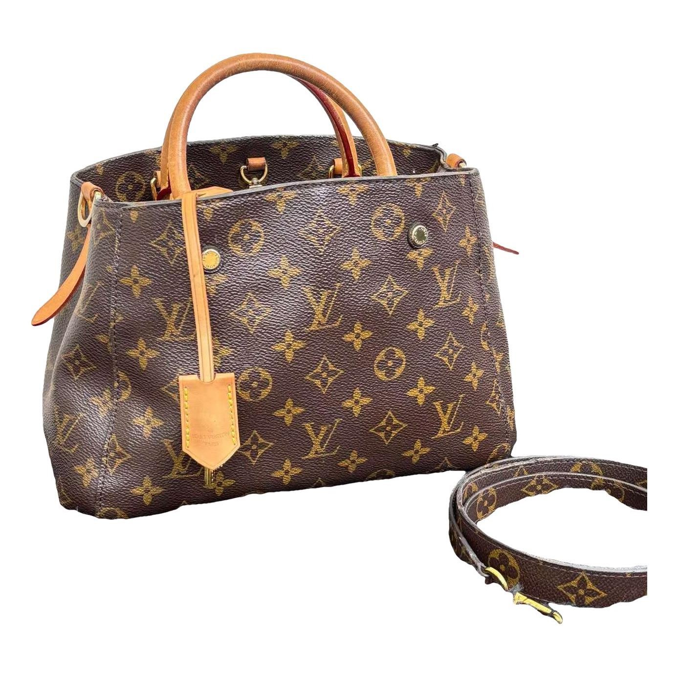 Montaigne leather handbag