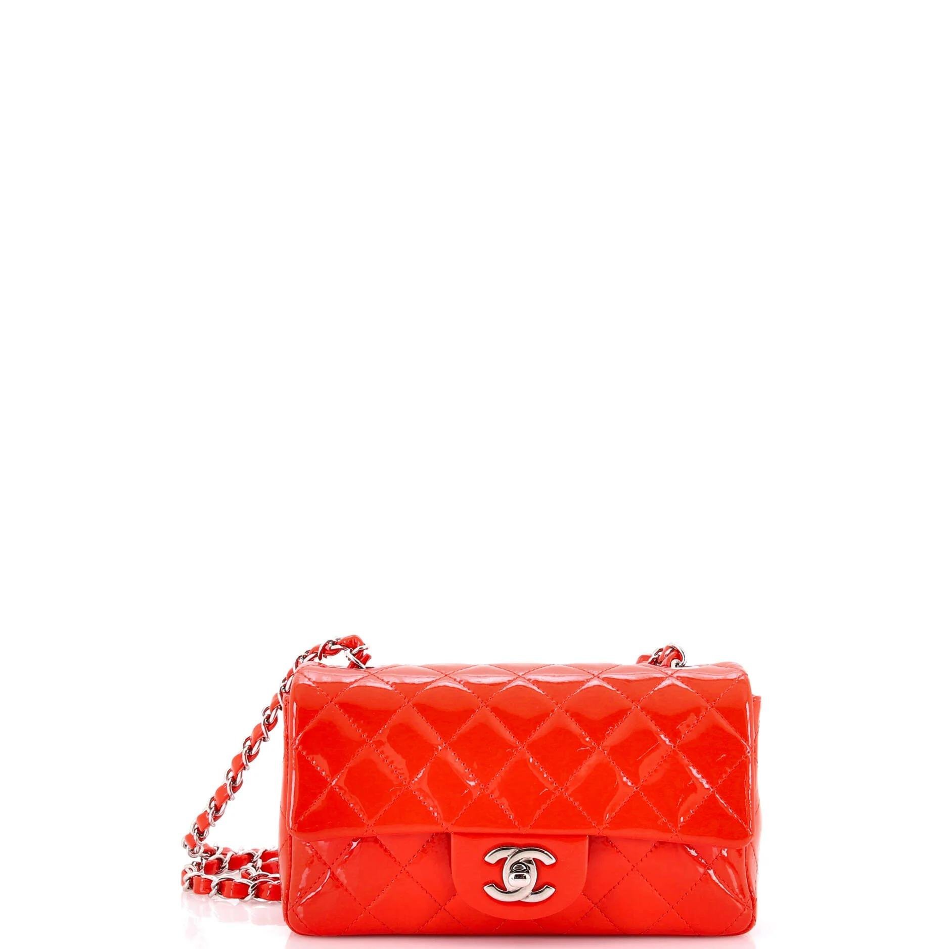 Timeless/Classique patent leather crossbody bag
