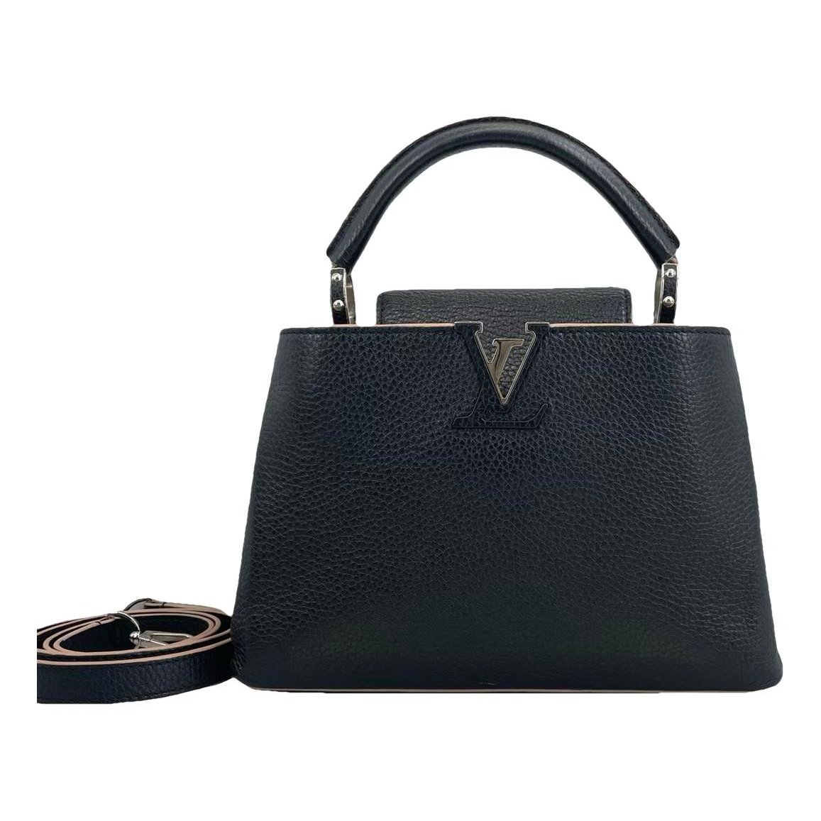 Capucines leather handbag