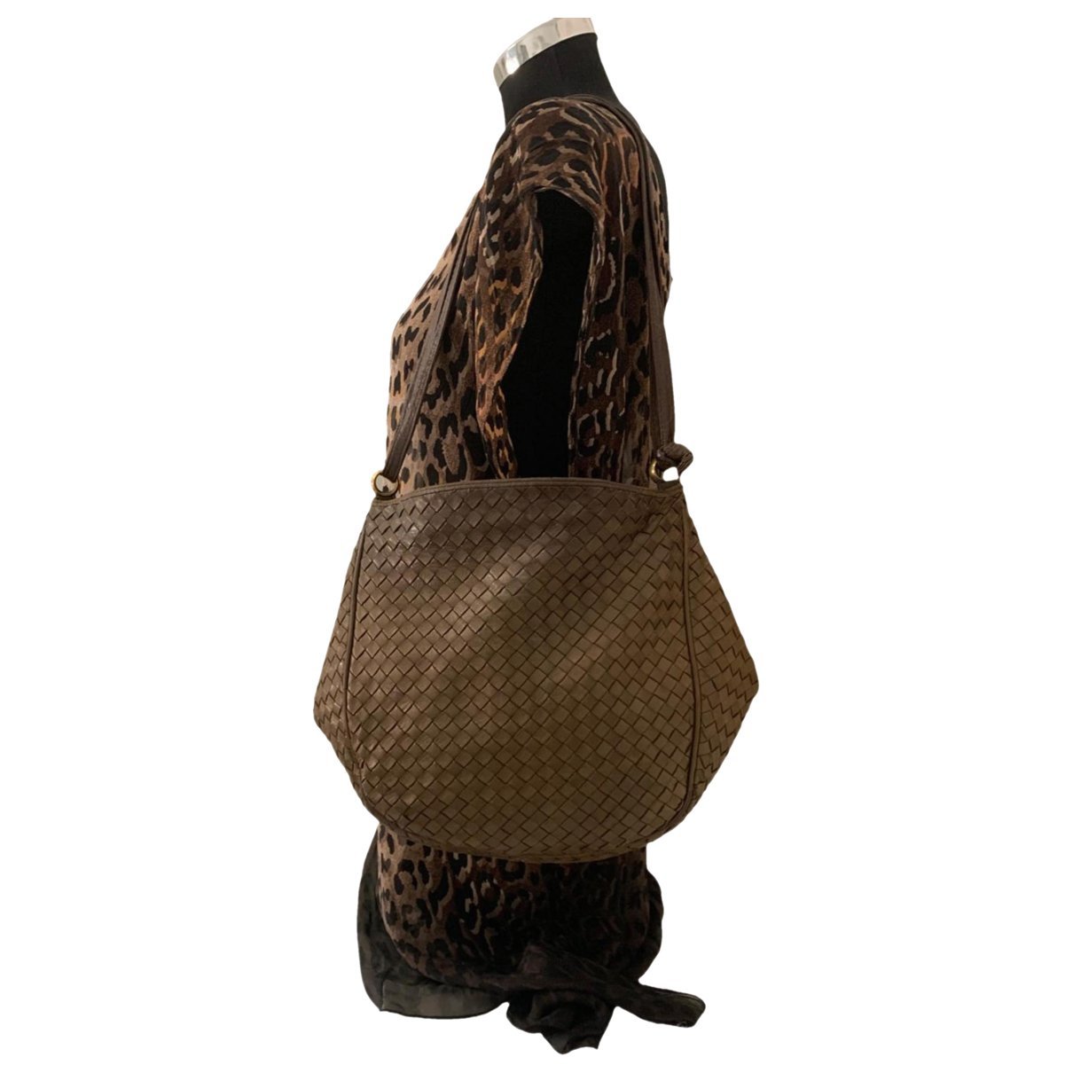 Leather crossbody bag