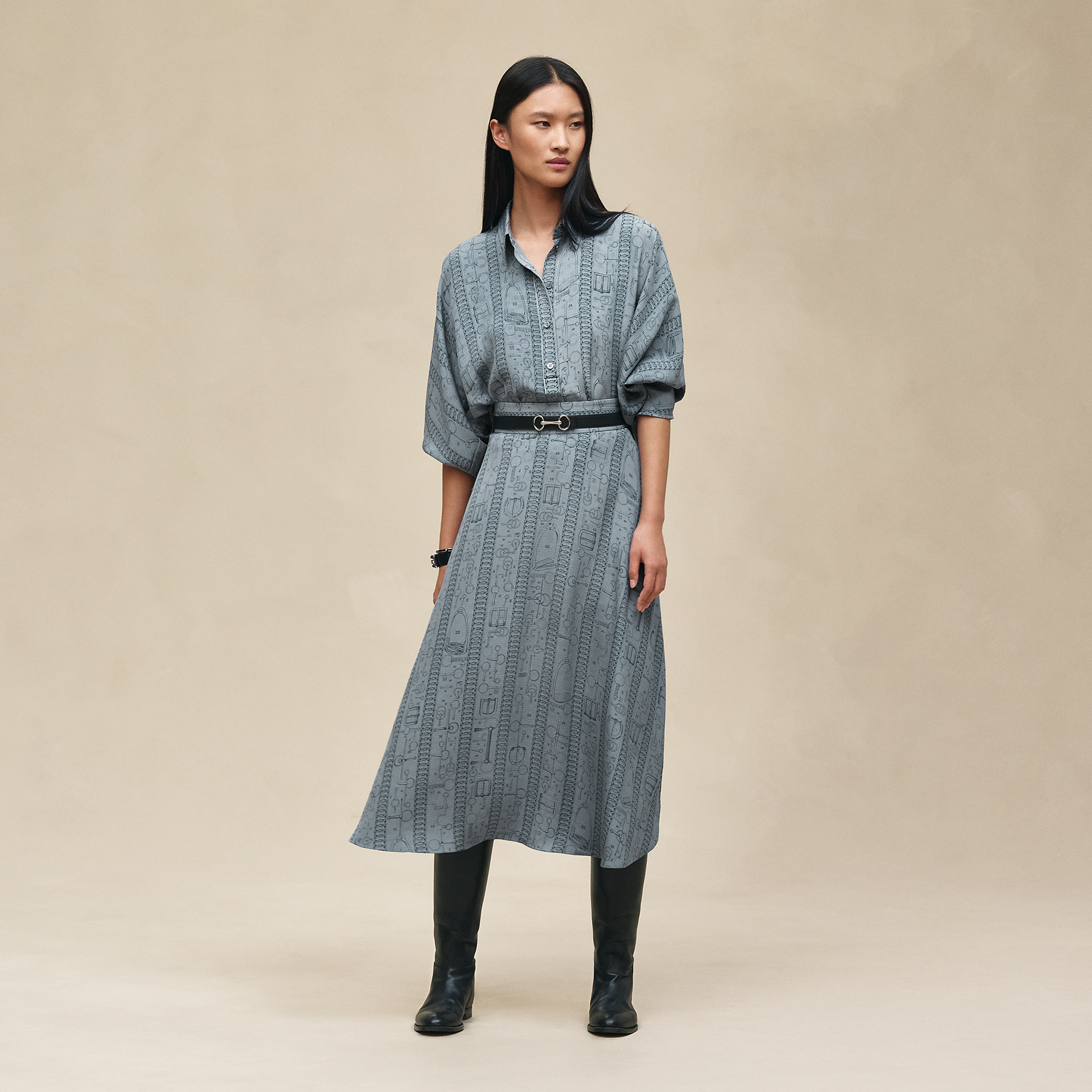 "Cahier du Colporteur" straight skirt