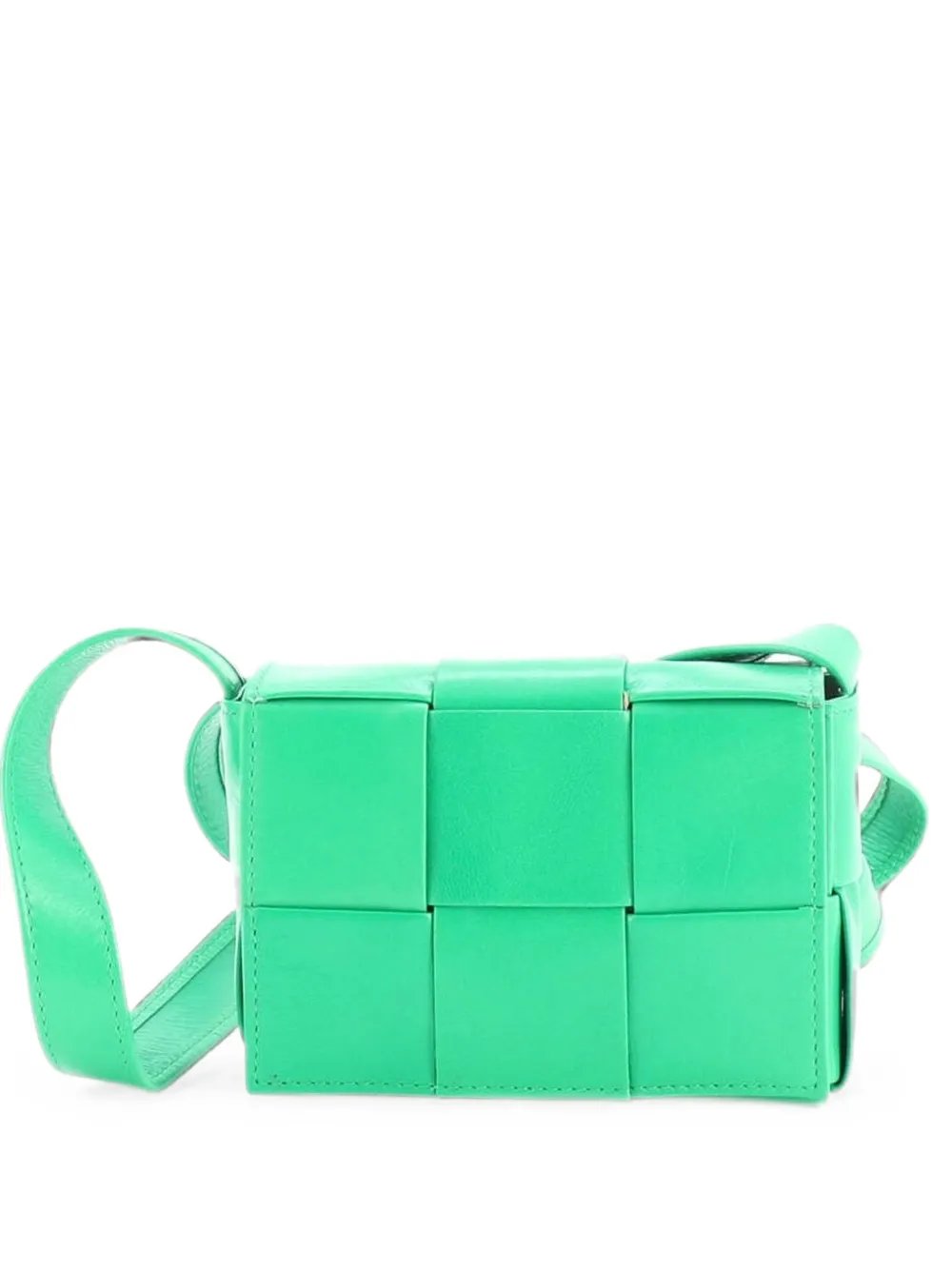 Cassette Maxi Intrecciato Leather Candy crossbody bag