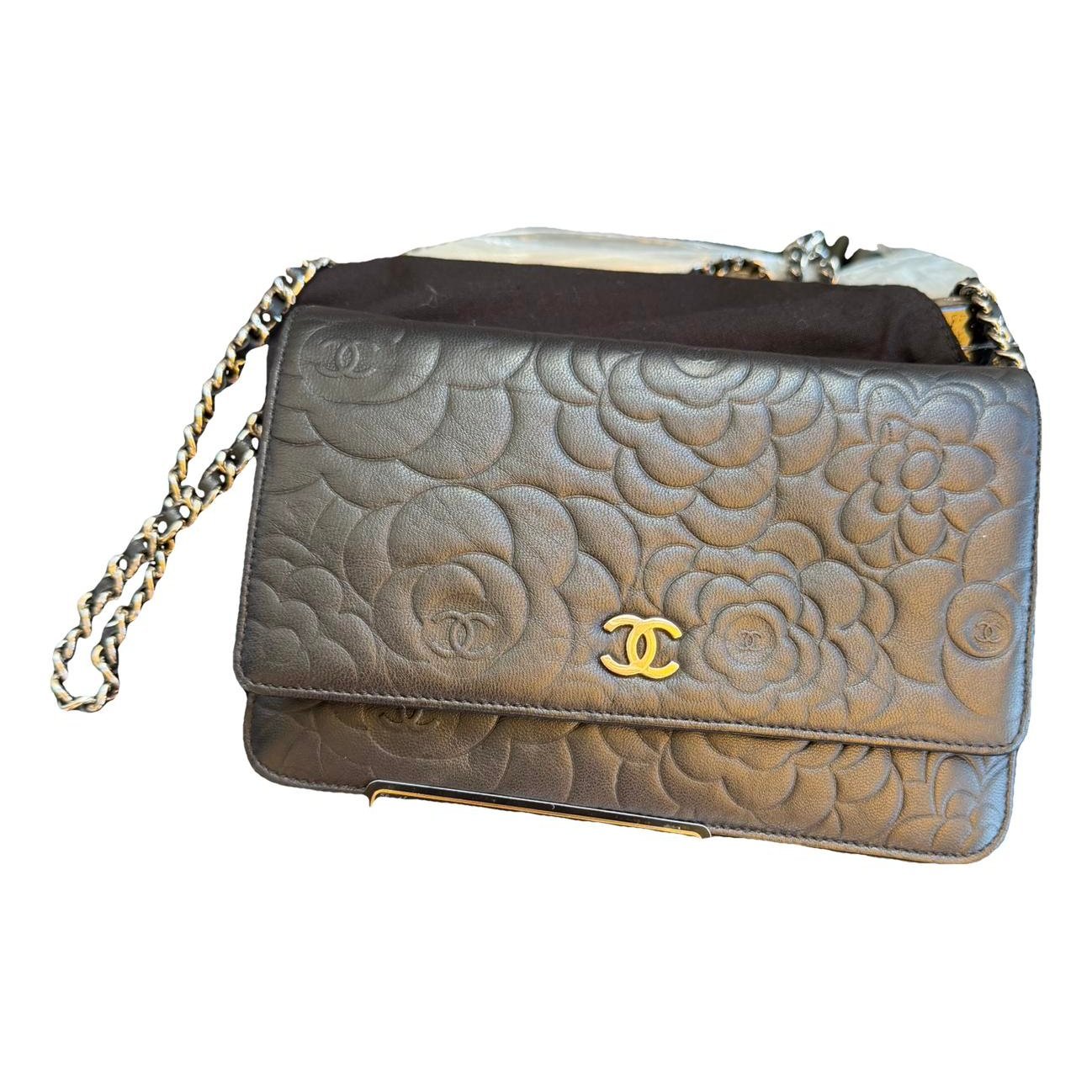 Leather clutch bag