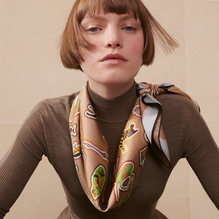 Caracteristick Double Face Scarf 90