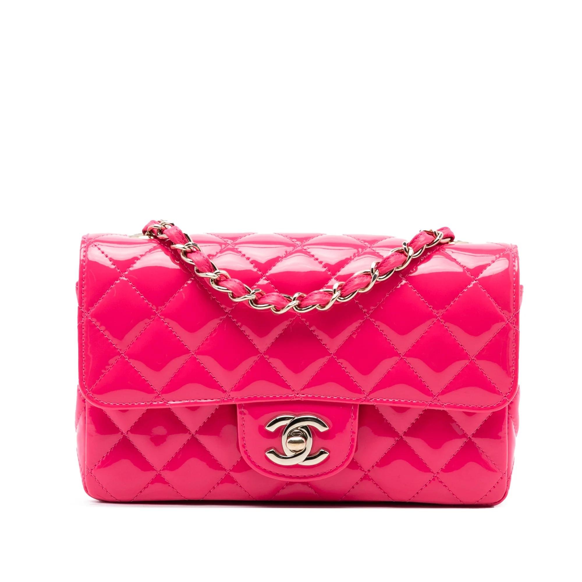 Chanel Timeless/Classique leather crossbody bag