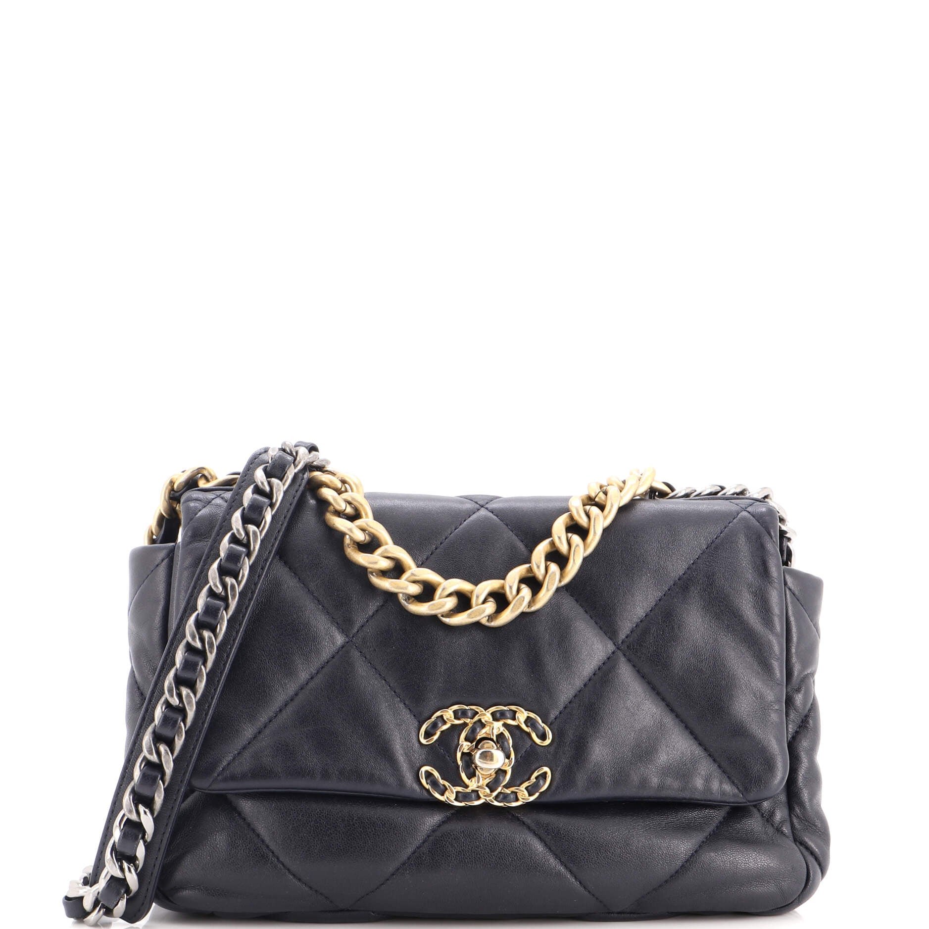 19 Flap Bag Quilted Leather Medium