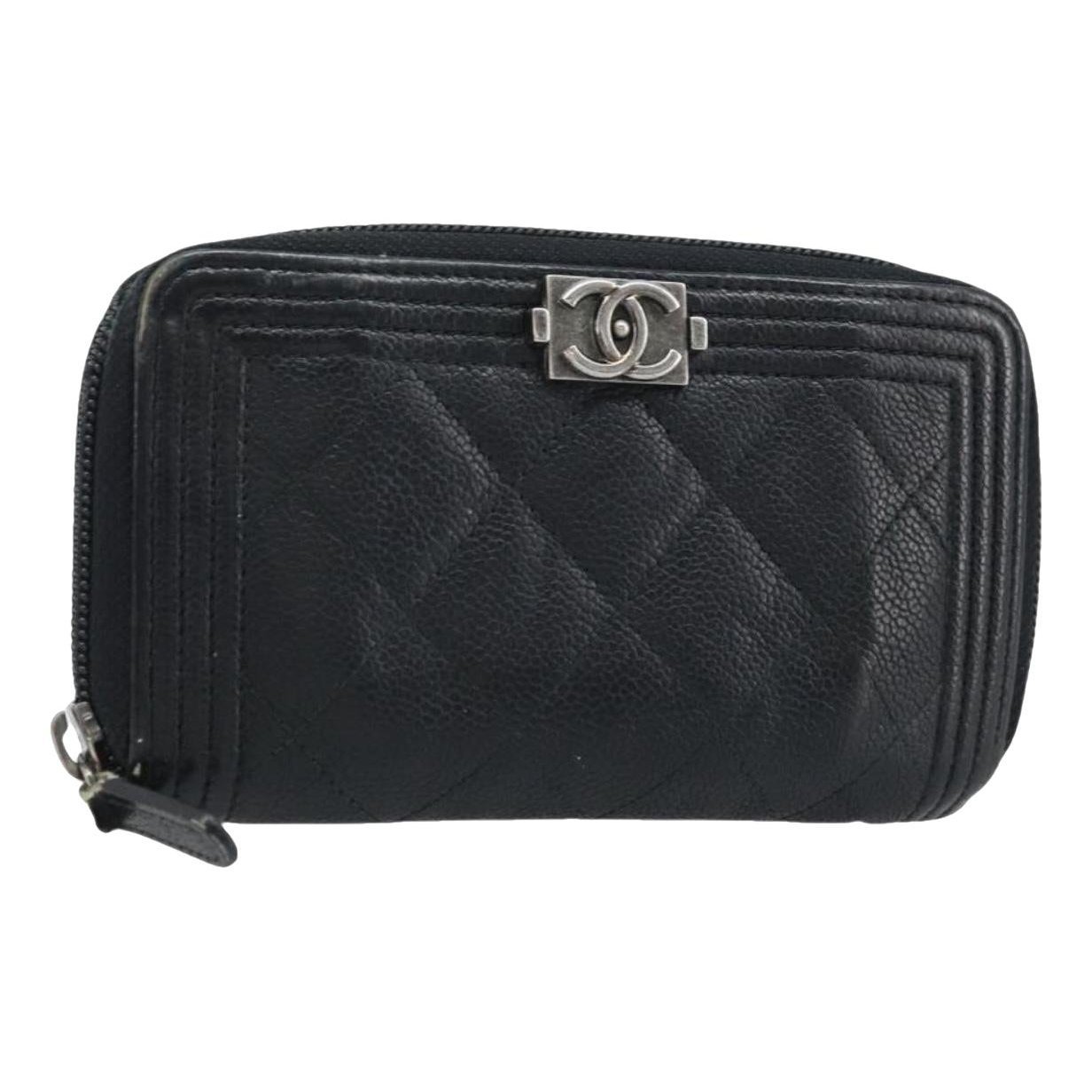 Leather clutch bag