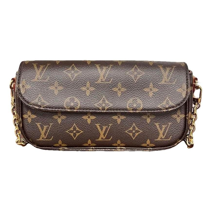 Ivy vinyl handbag