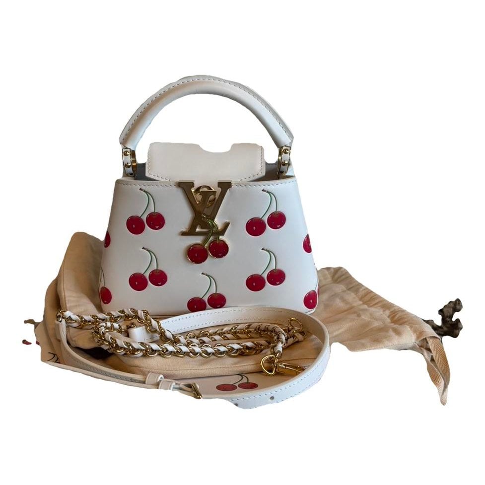 Capucines leather handbag