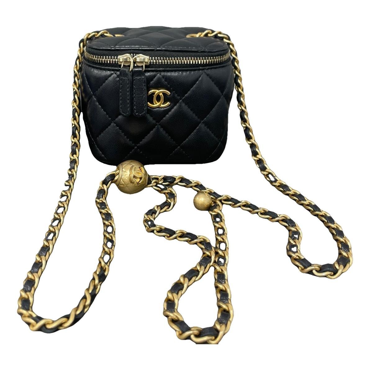 Trendy CC Vanity leather handbag