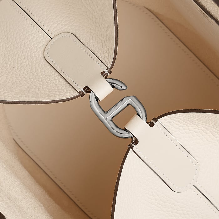 Craie Hermès In-the-loop 23 Bag