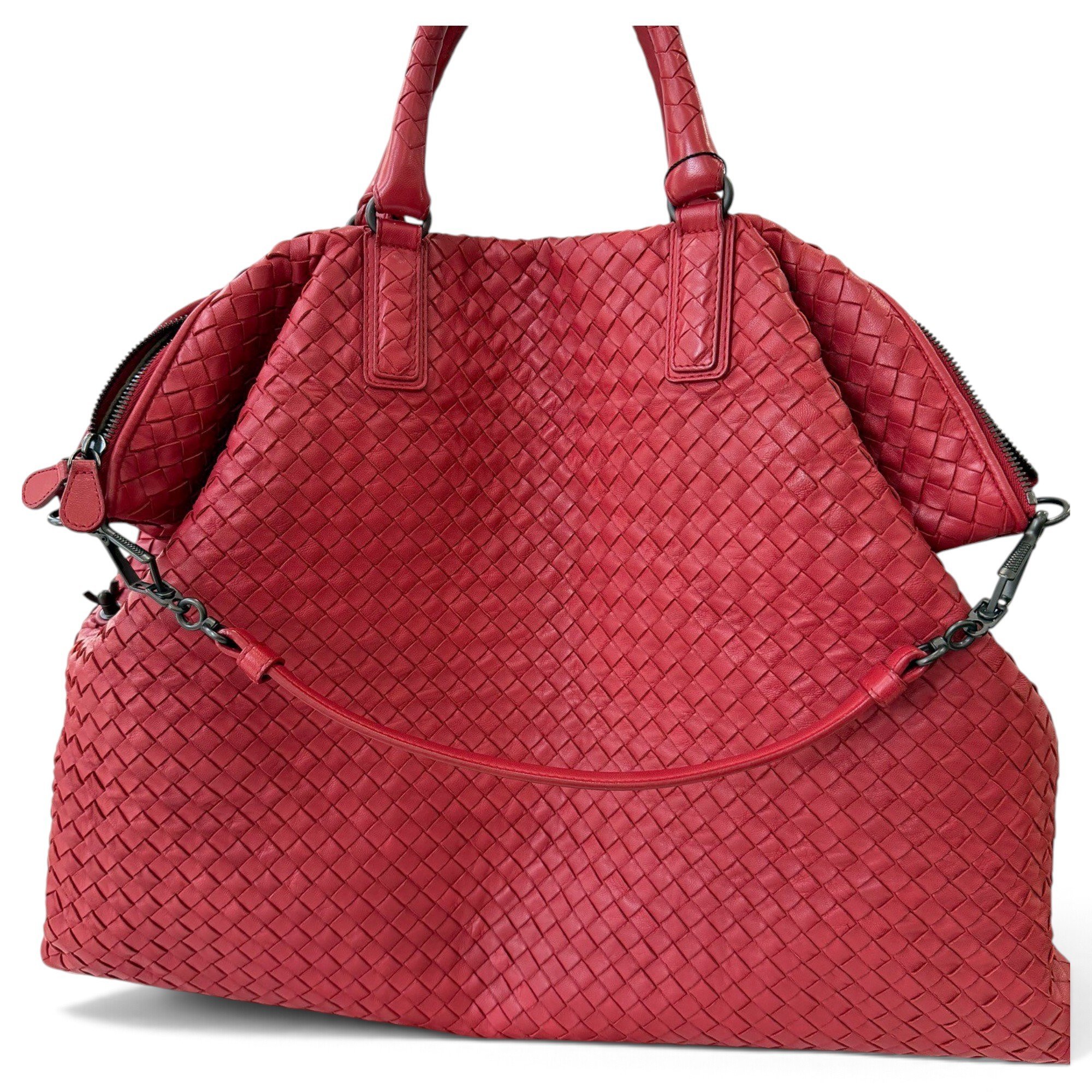 Leather handbag