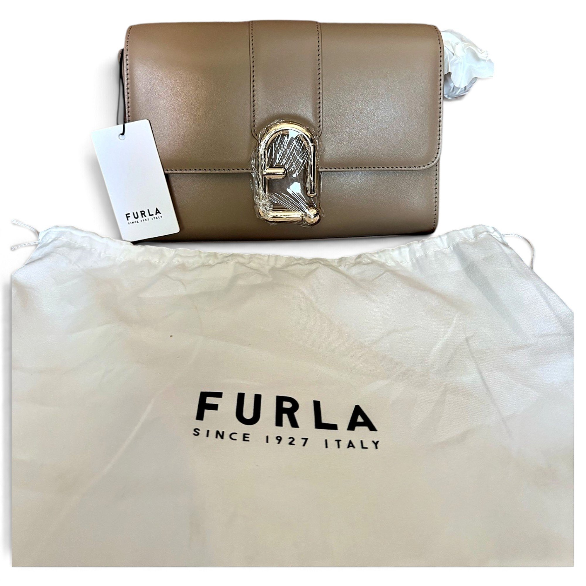 Metropolis leather crossbody bag