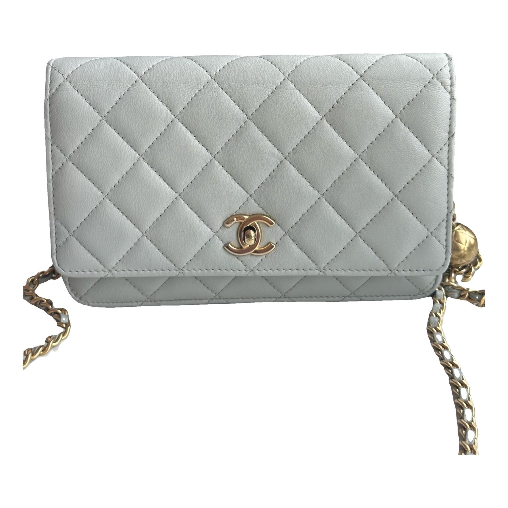 Wallet On Chain leather crossbody bag
