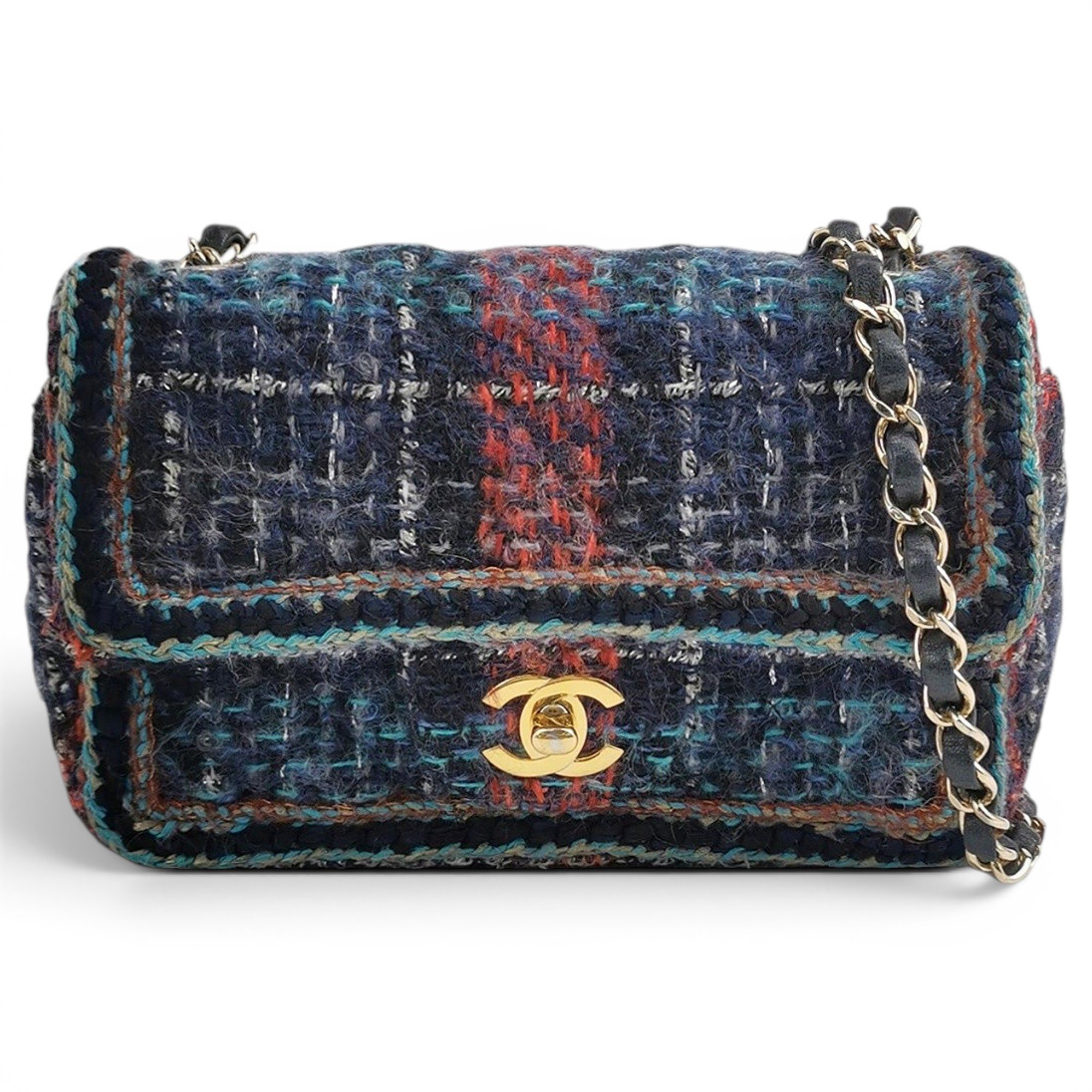 Timeless/Classique tweed mini bag